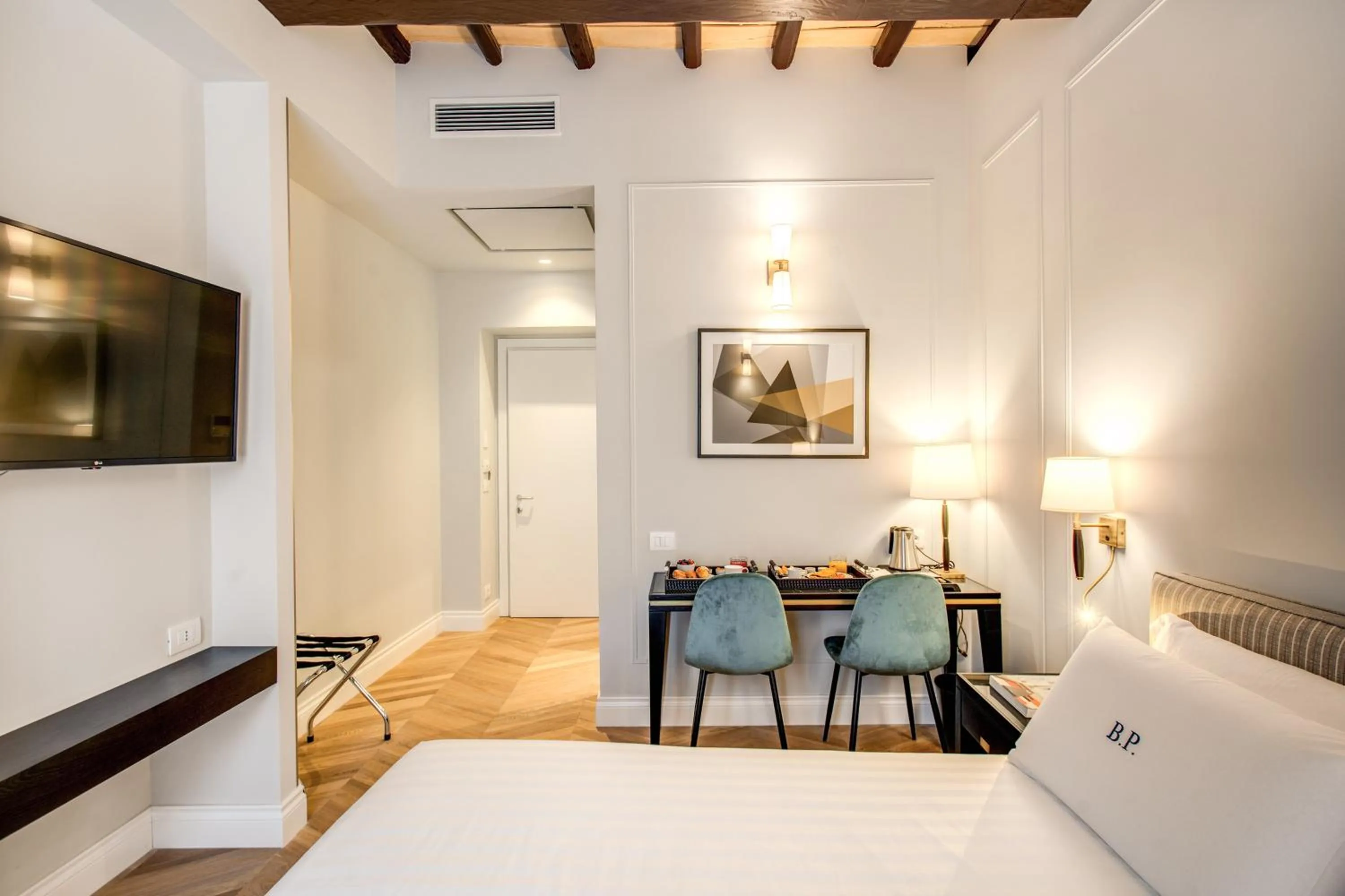 Bedroom, Bed in Babuino Palace&Suites