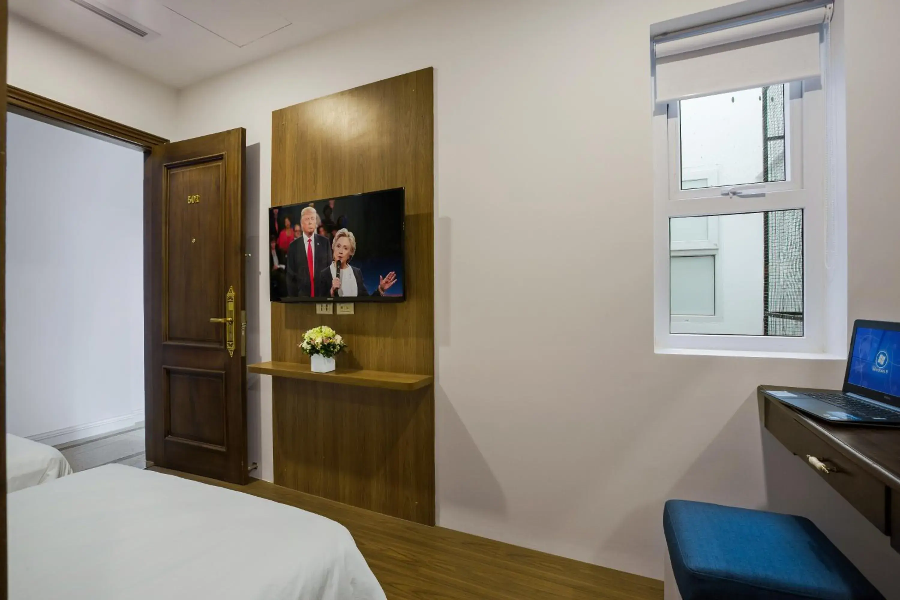 Bed in Maro Hotel Bed in Maro Hotel