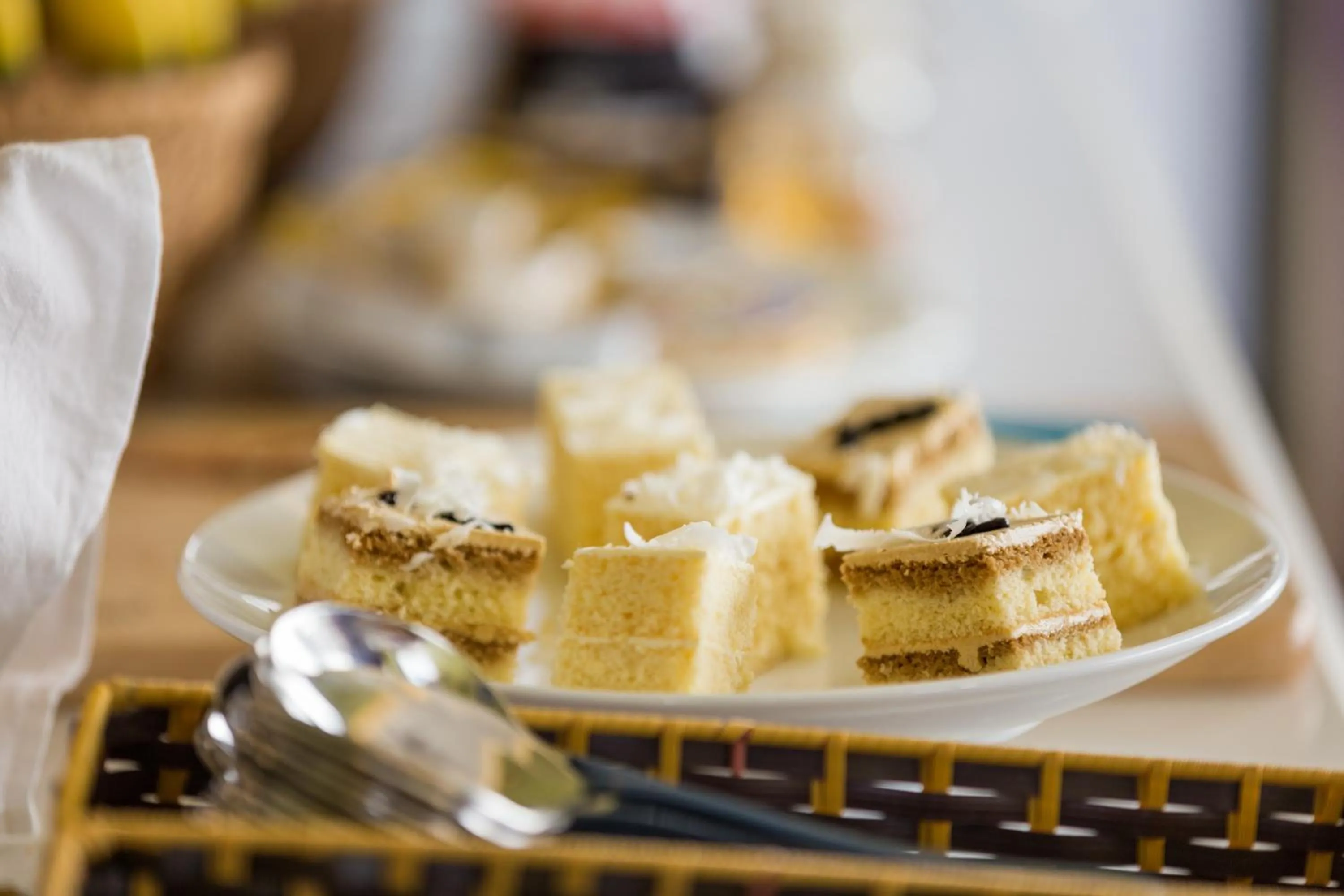 Restaurant/places to eat in Maro Hotel