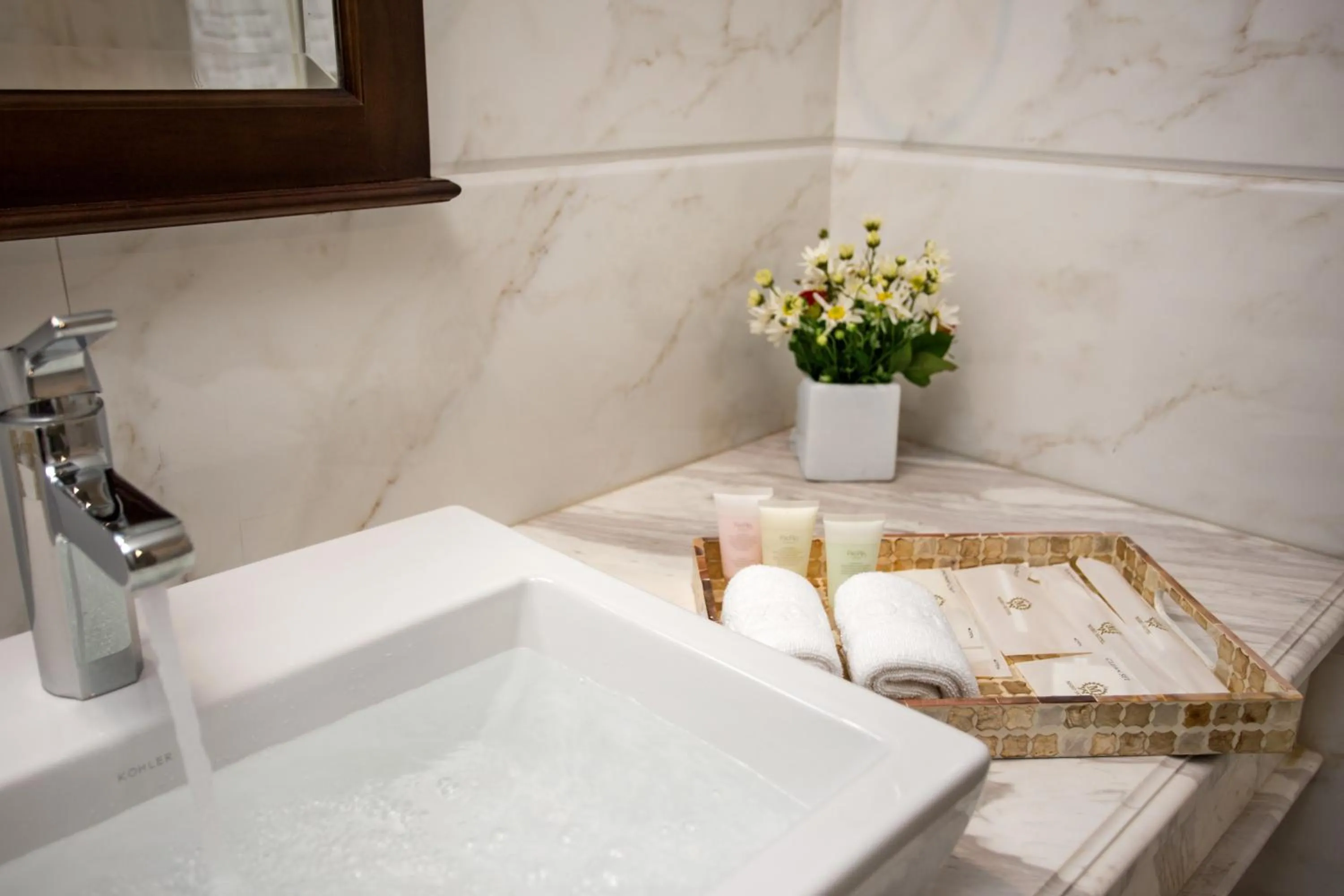 Bathroom in Maro Hotel