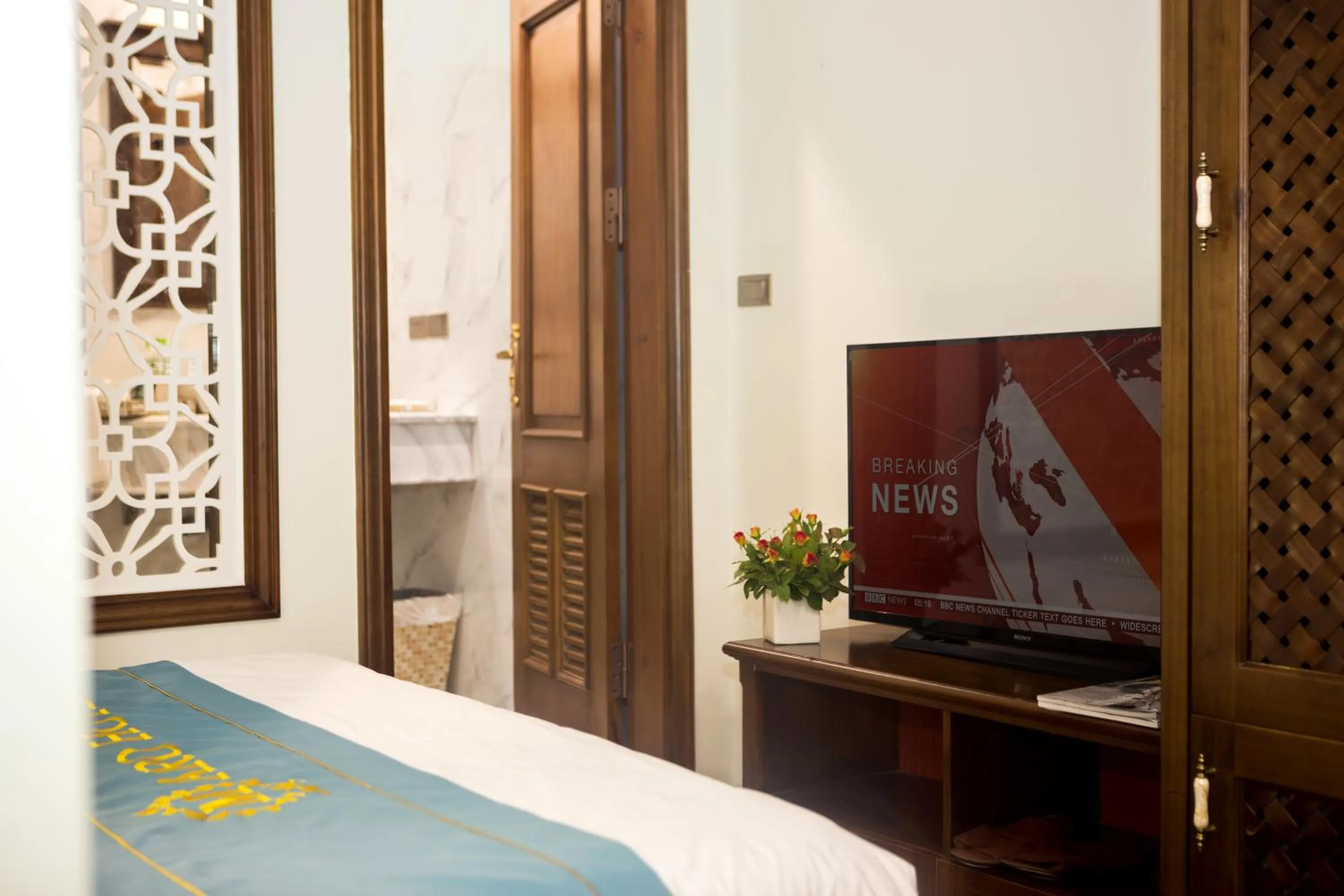 Photo of the whole room, Bed in Maro Hotel