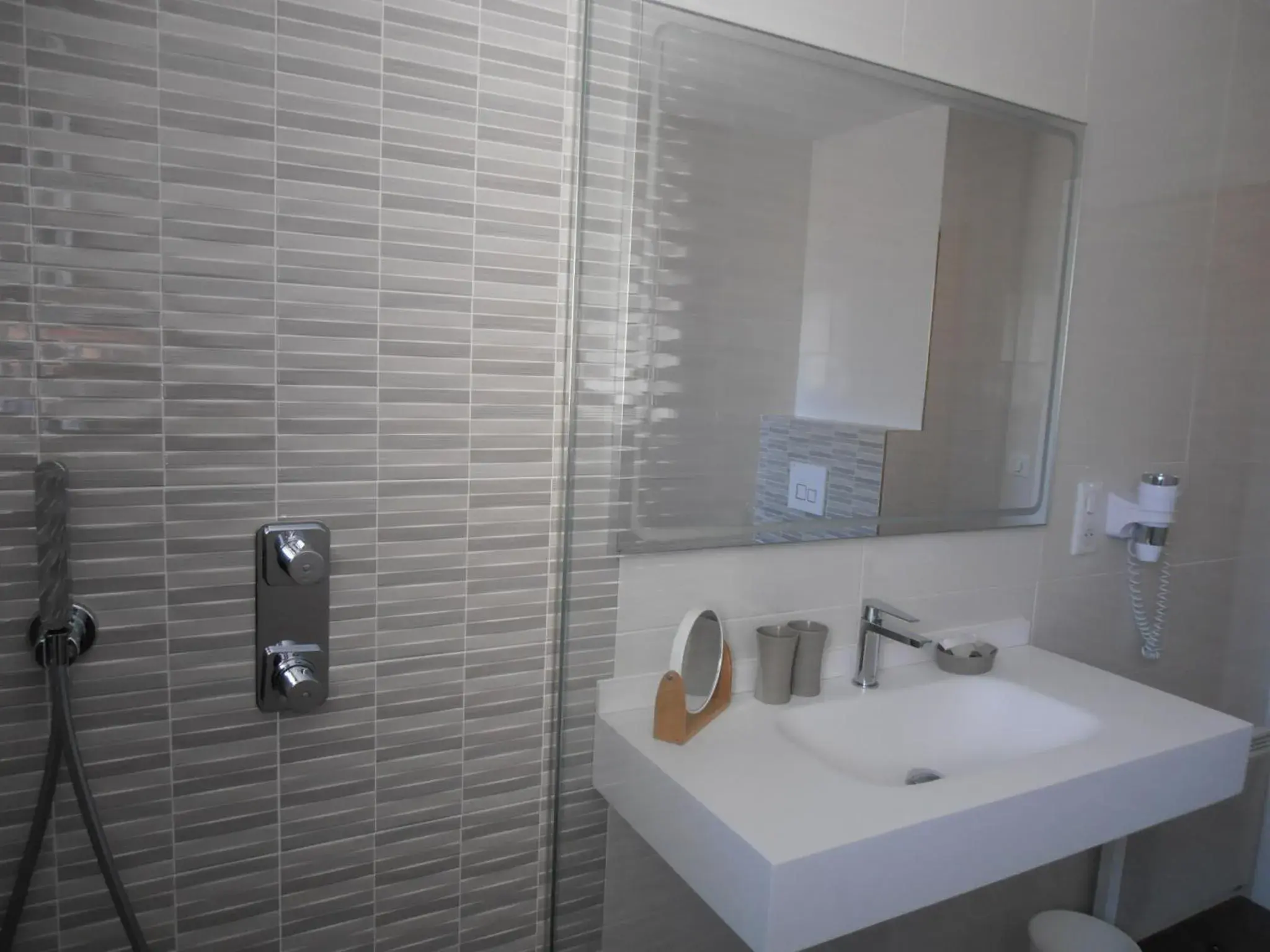 Double Room with Terrace in Hôtel Valencia Double Room with Terrace in Hôtel Valencia