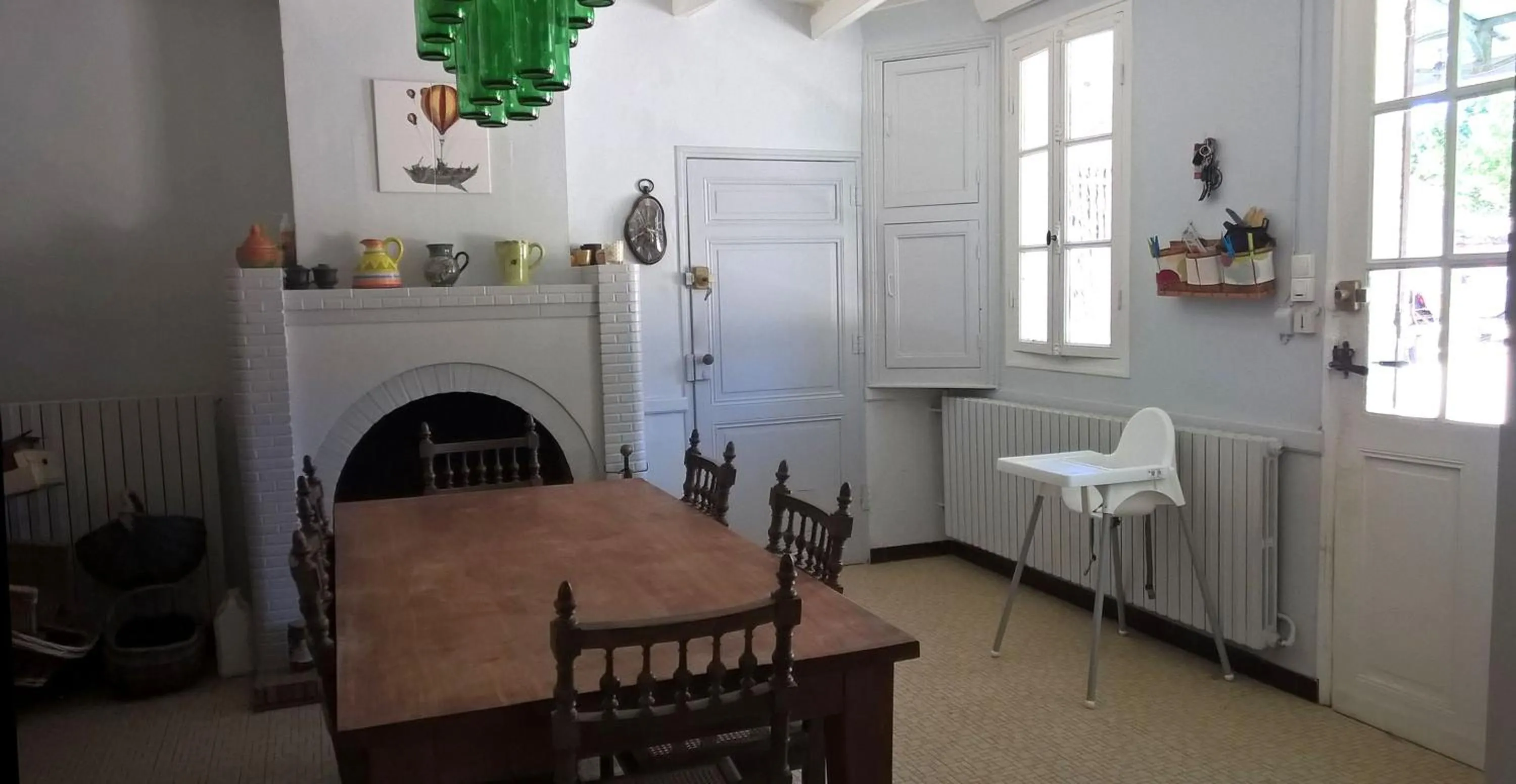 Communal kitchen in La Ferme du Ciel