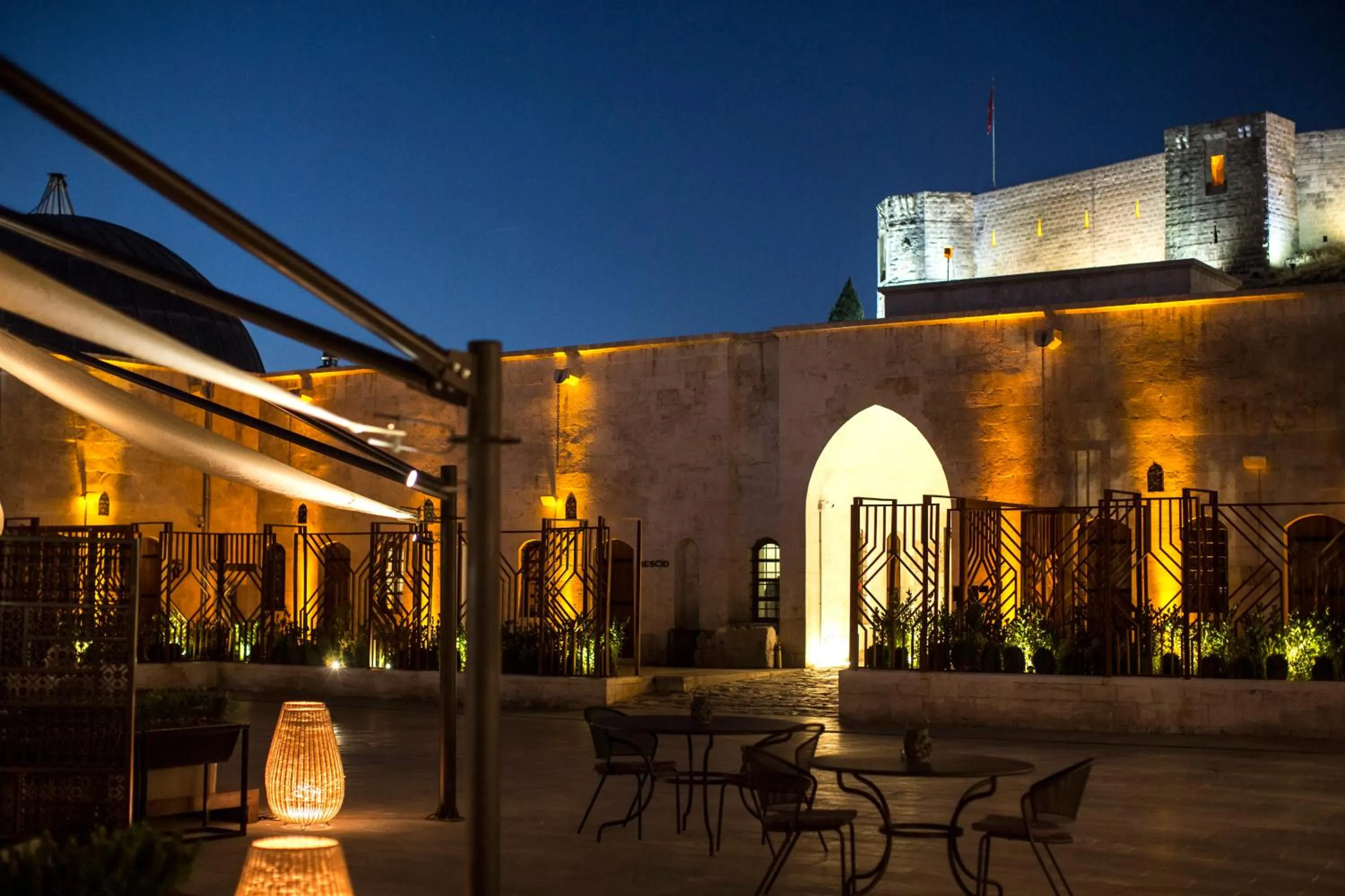 Patio in HSVHN Hotel Hışvahan