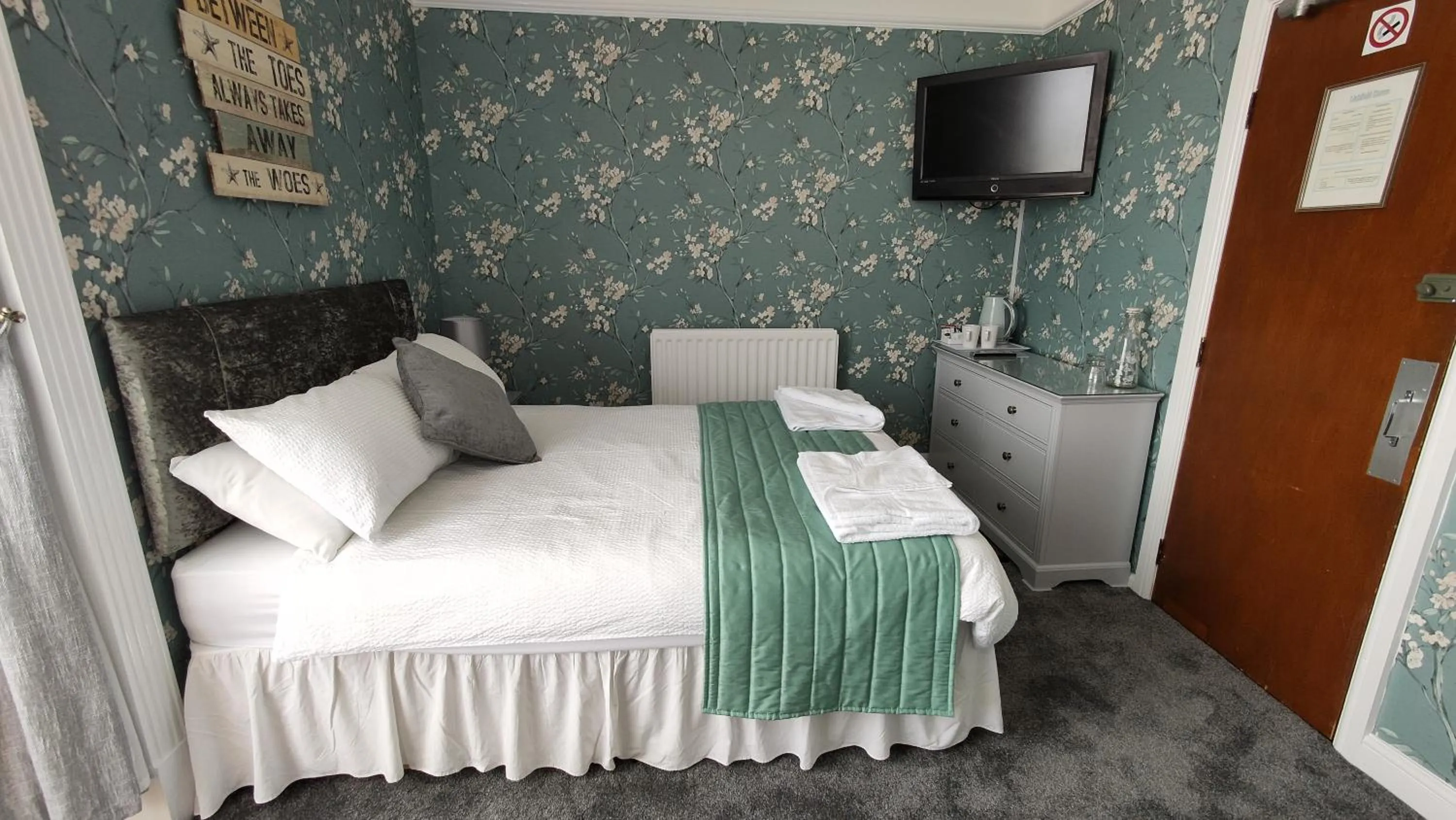 Bed in Lichfield House