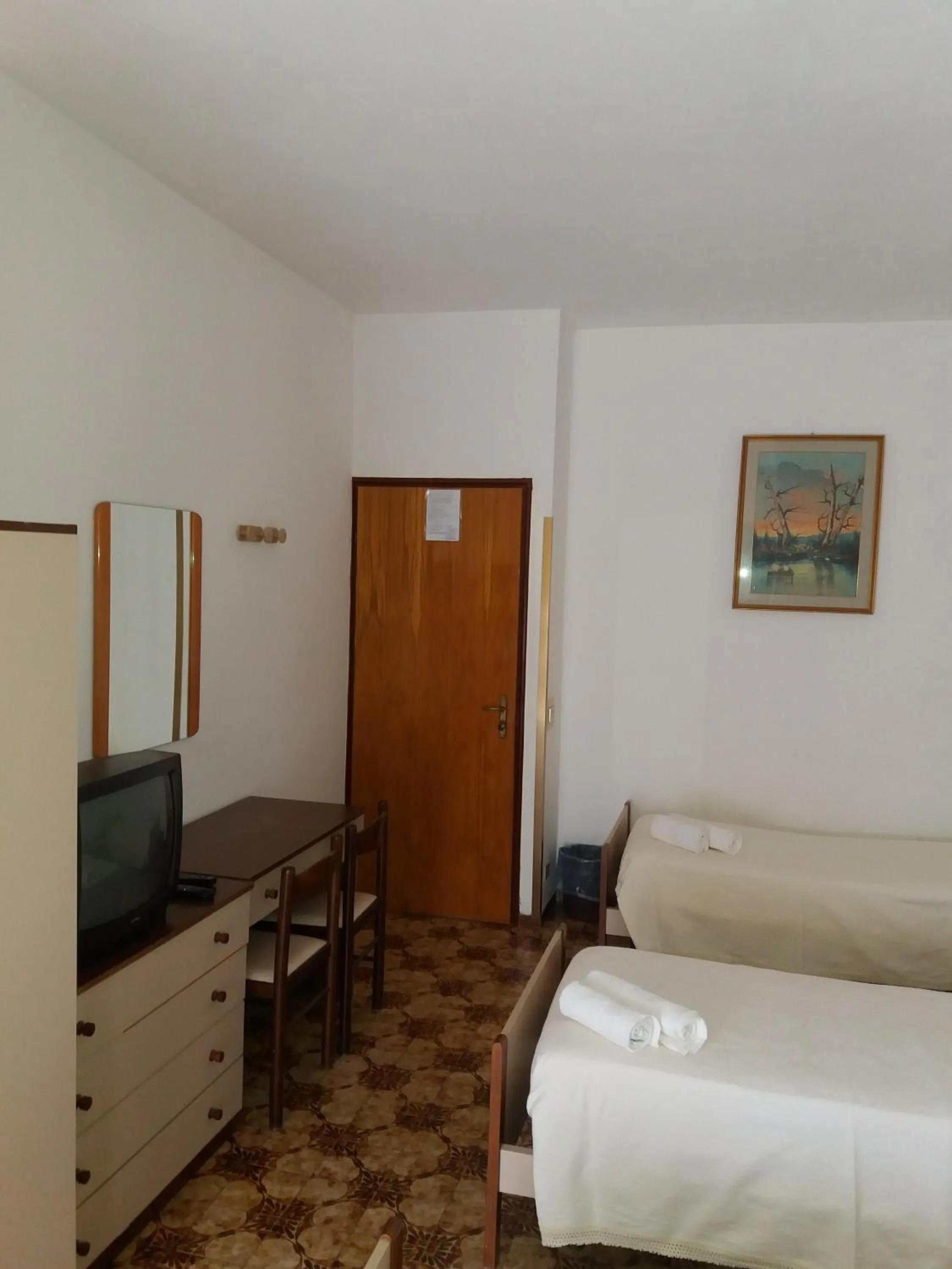 Bed in Albergo Europa