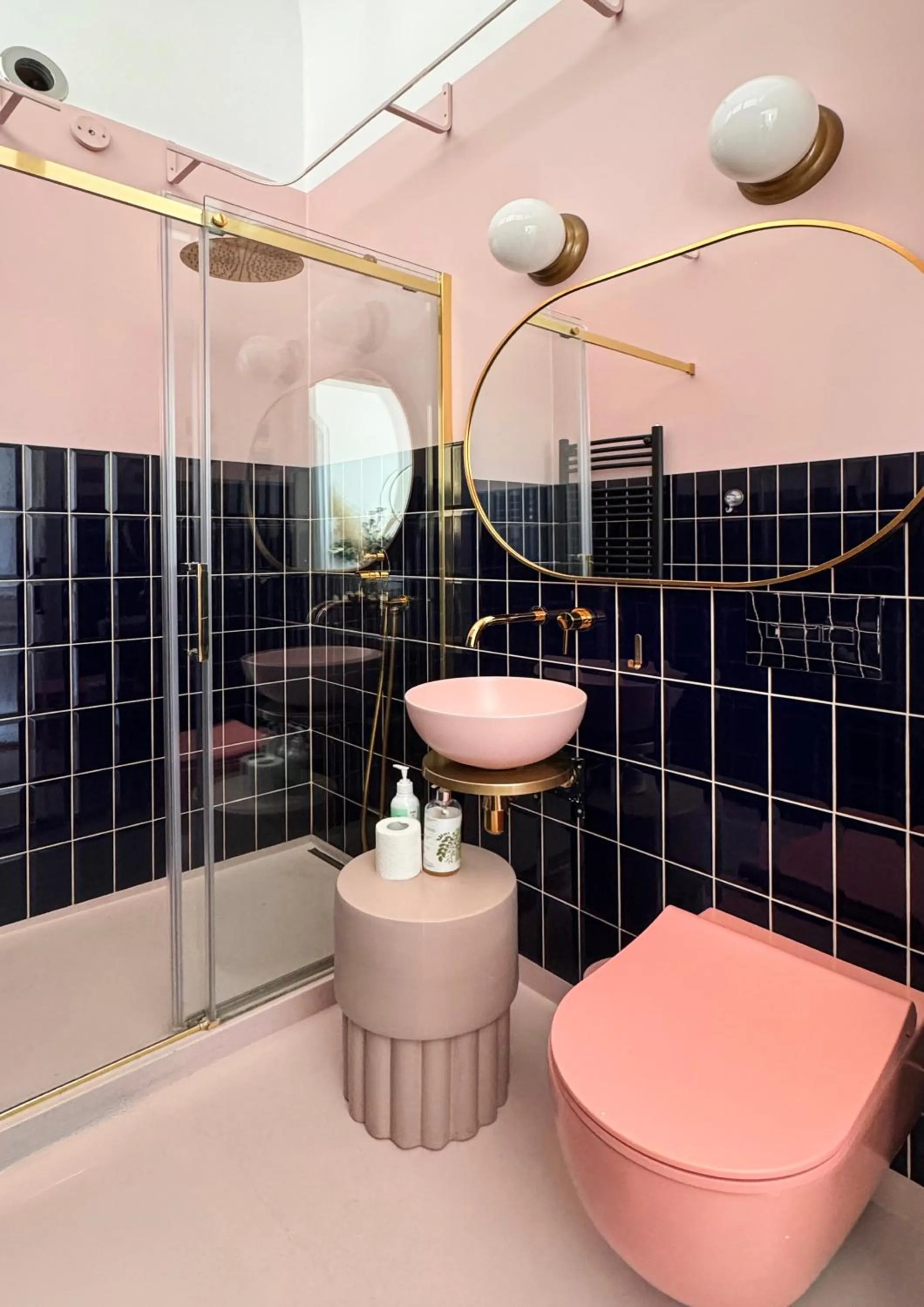 4th Floor Bed and Breakfast