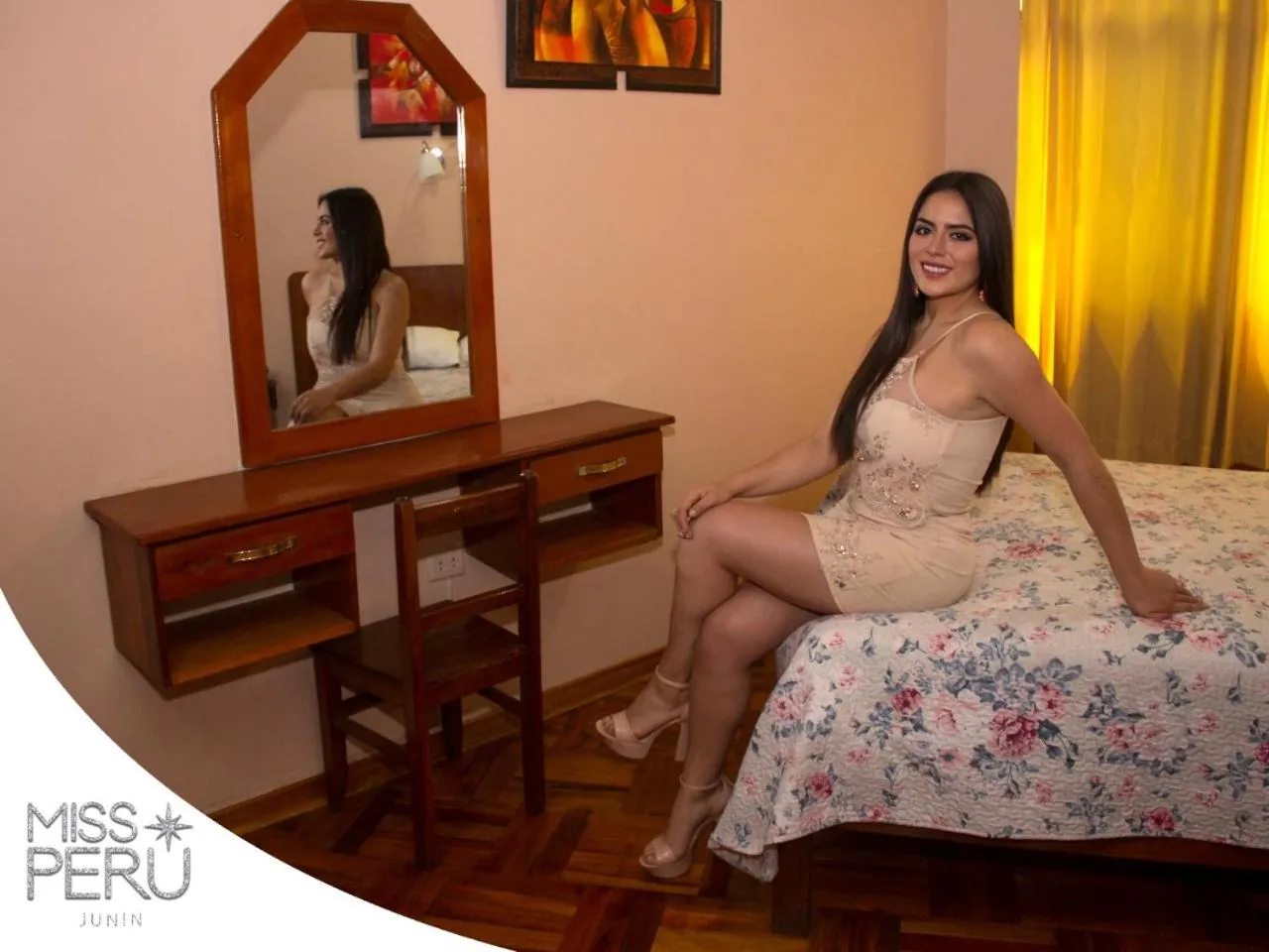 People in Hotel Las Lomas