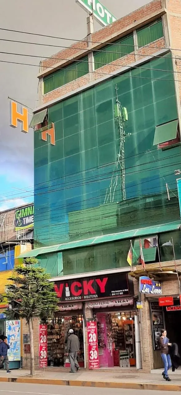 Property building in Hotel Las Lomas