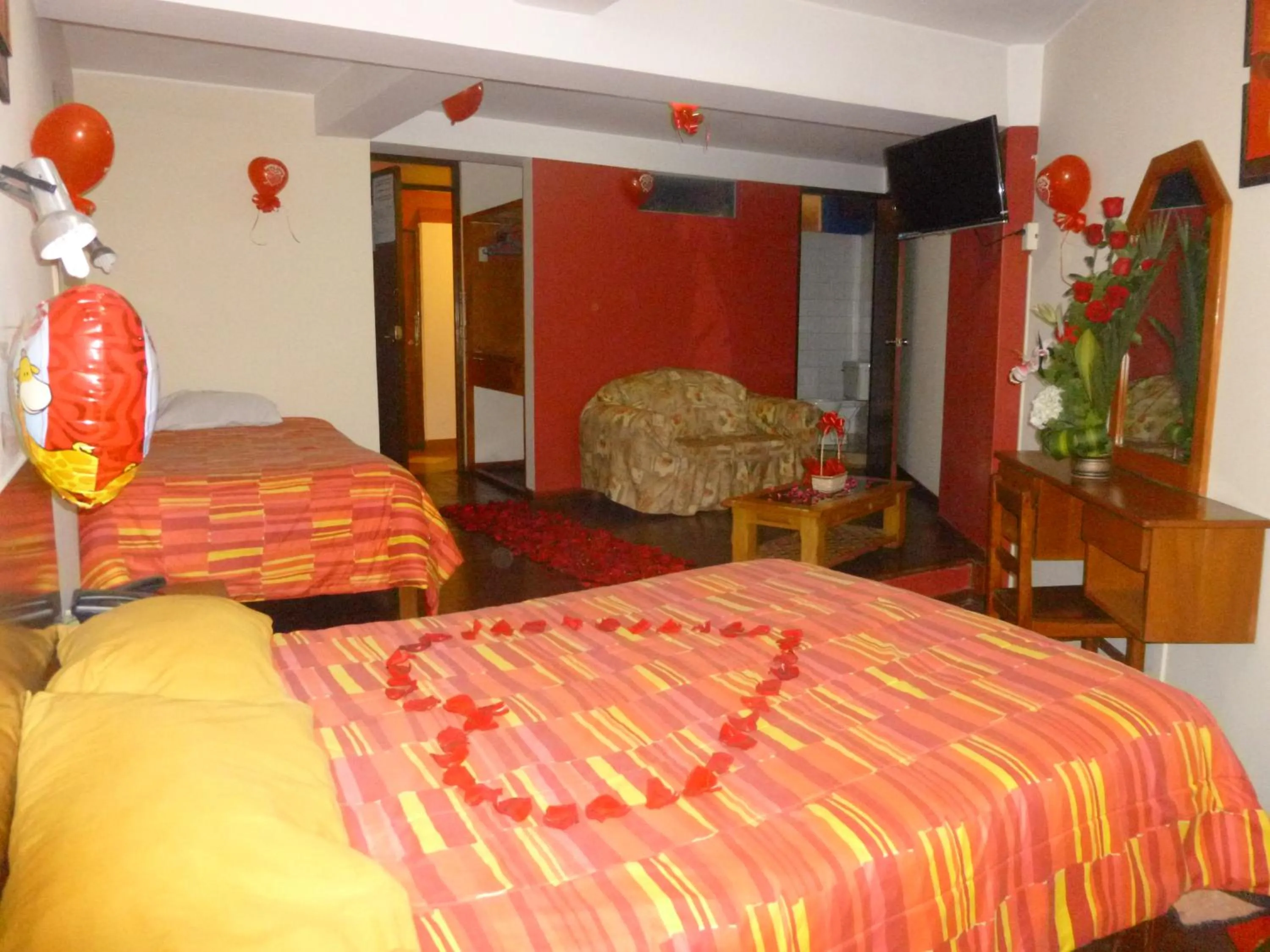 Photo of the whole room, Bed in Hotel Las Lomas