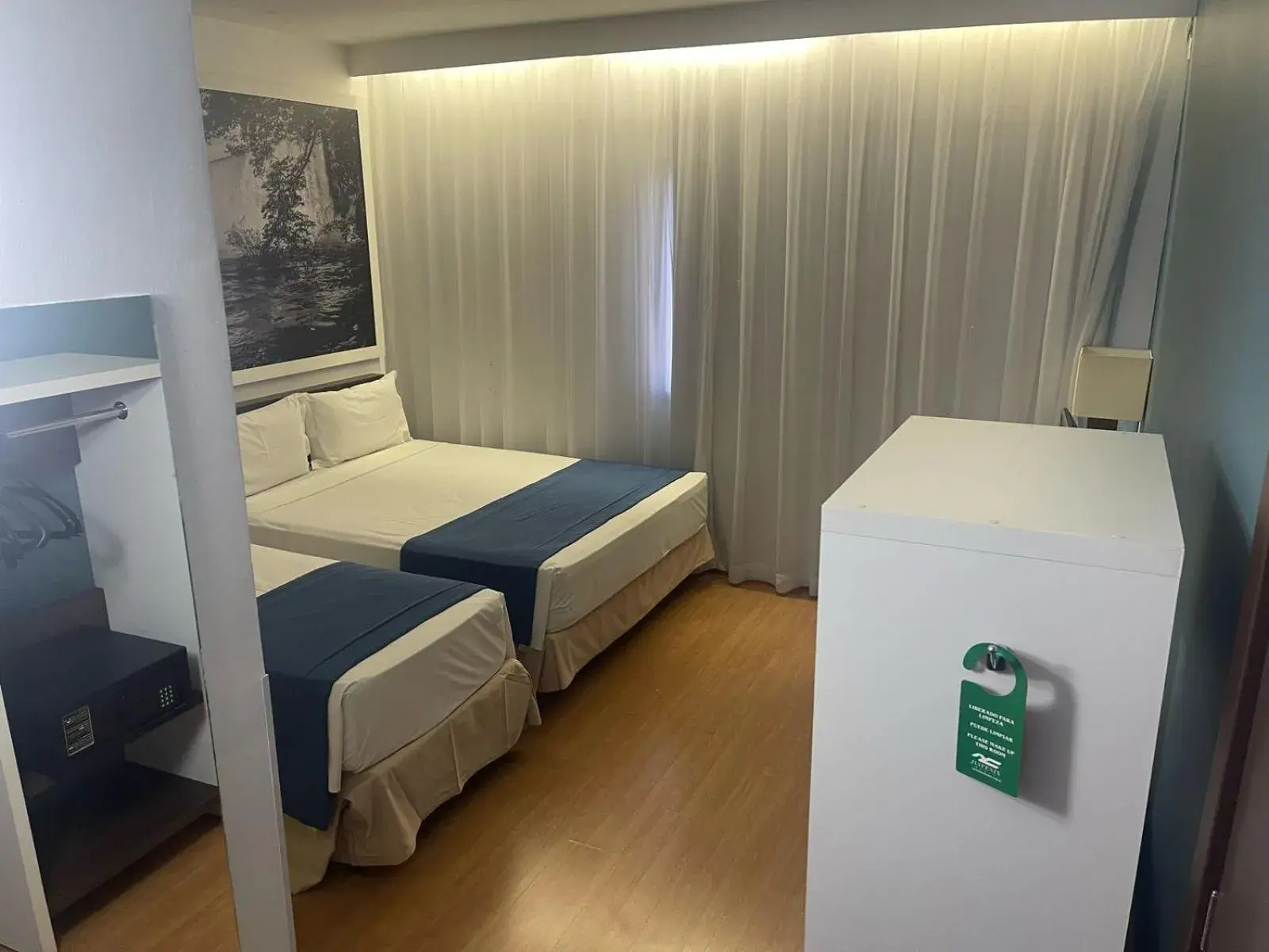 Double Room - single occupancy - Disability Access in Golden Tower Aeroporto - Lizz - by Fênix Hotéis Double Room - single occupancy - Disability Access in Golden Tower Aeroporto - Lizz - by Fênix Hotéis