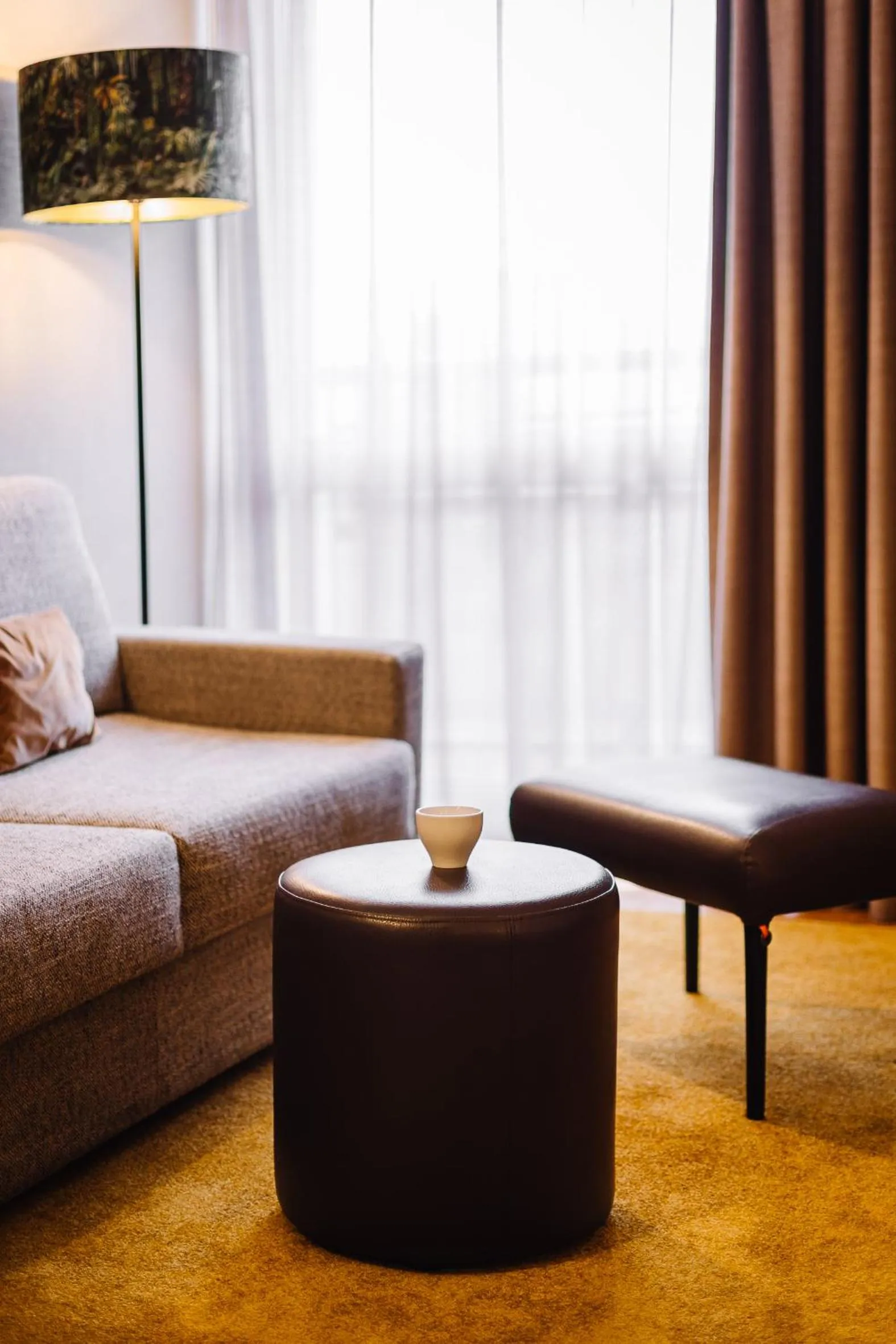 Premium King Room with Sofa Bed in Holiday Inn Hotel Brussels Airport by IHG