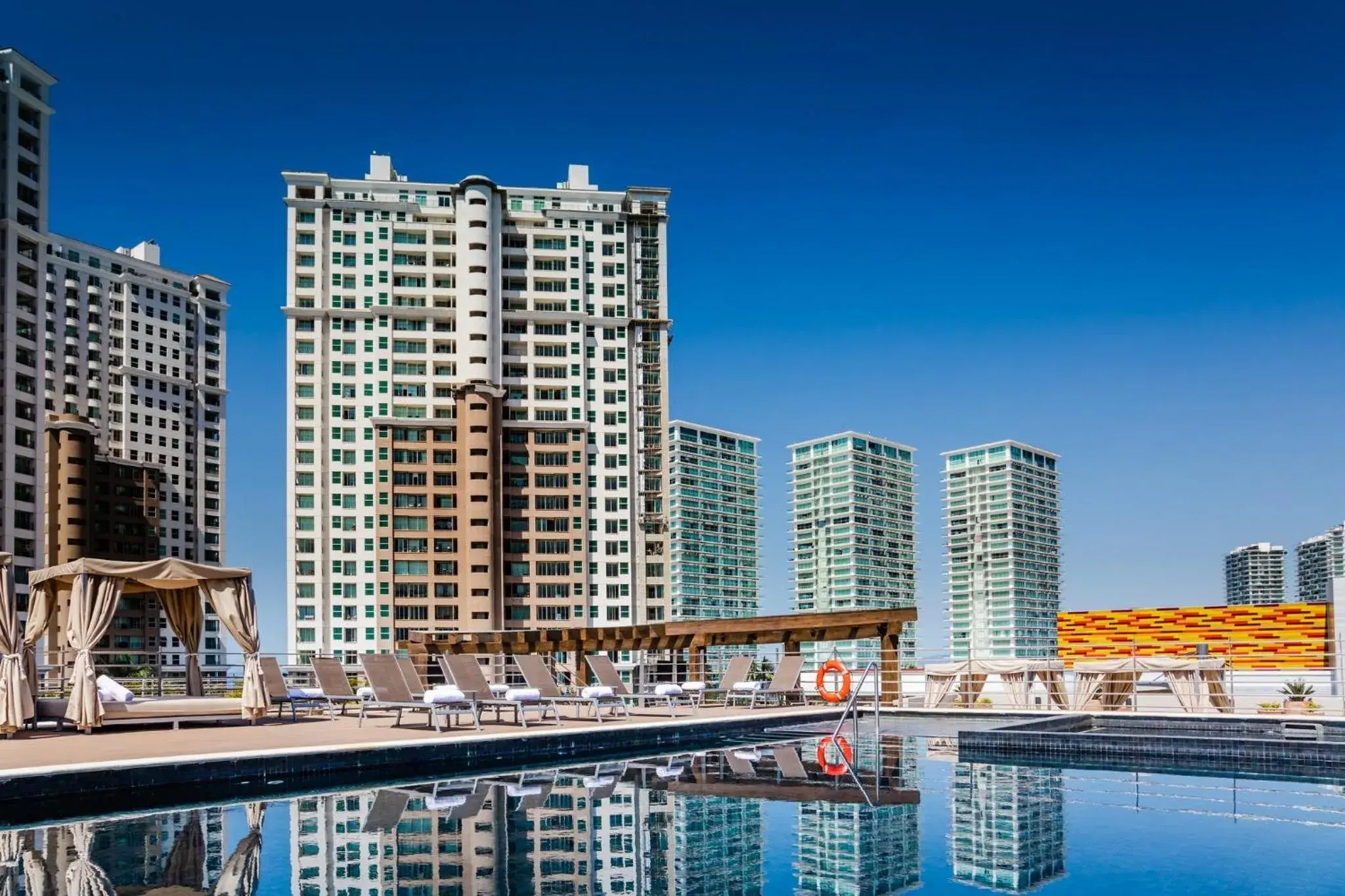 Swimming pool in Fiesta Inn Puerto Vallarta Isla Swimming pool in Fiesta Inn Puerto Vallarta Isla