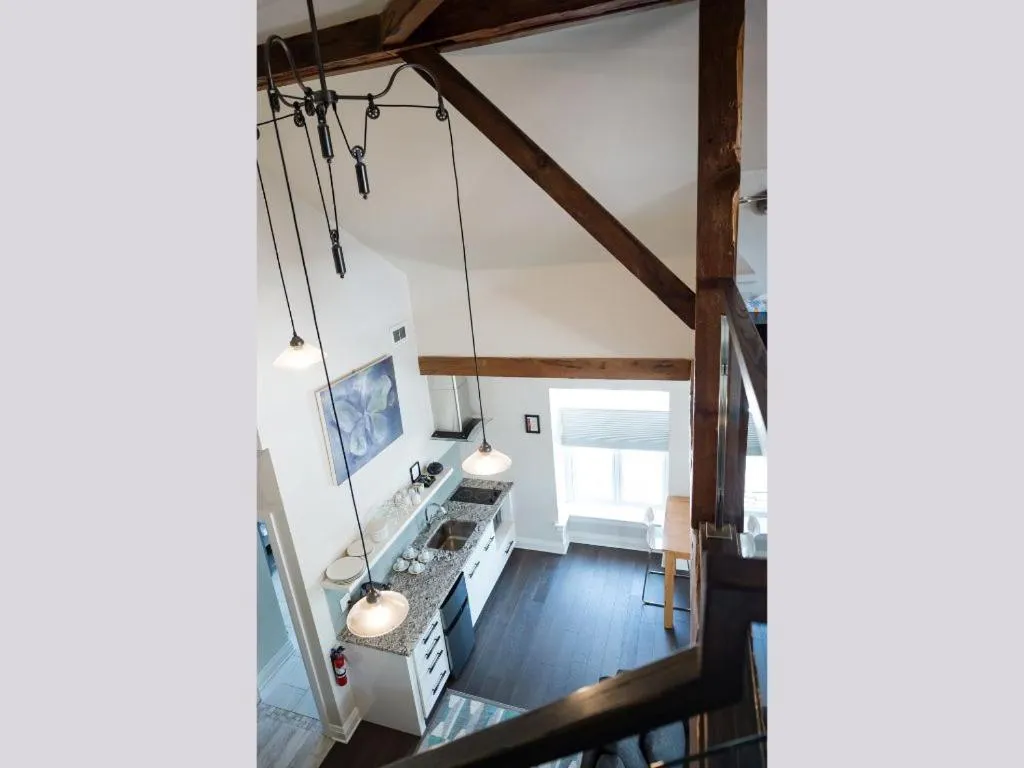 Kemptville Suites