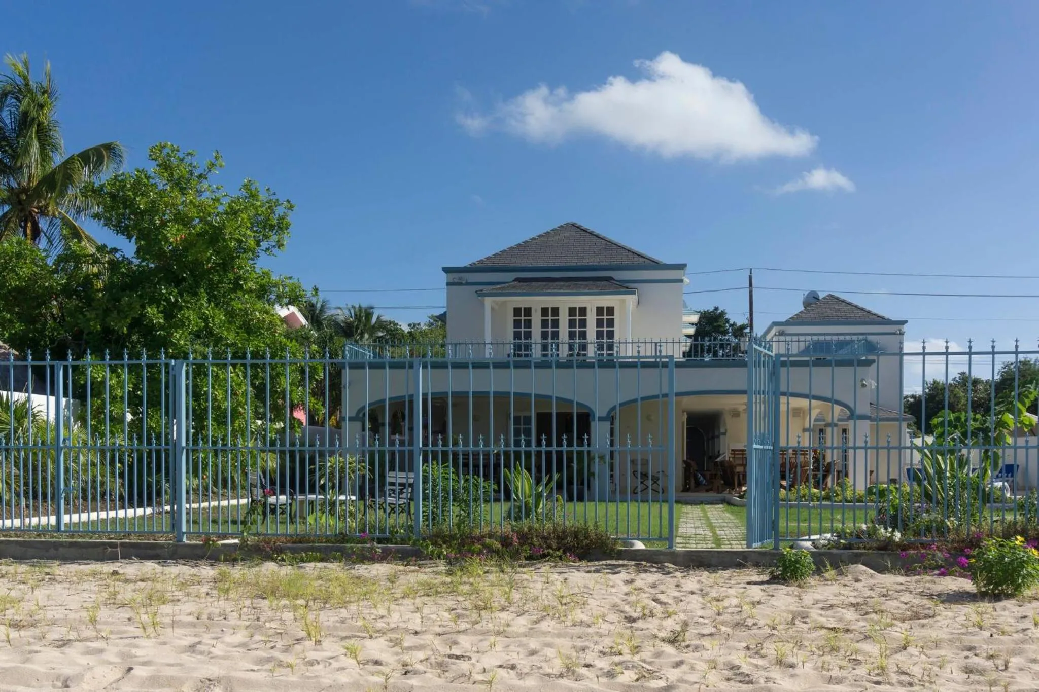 Facade/entrance in Sandgate