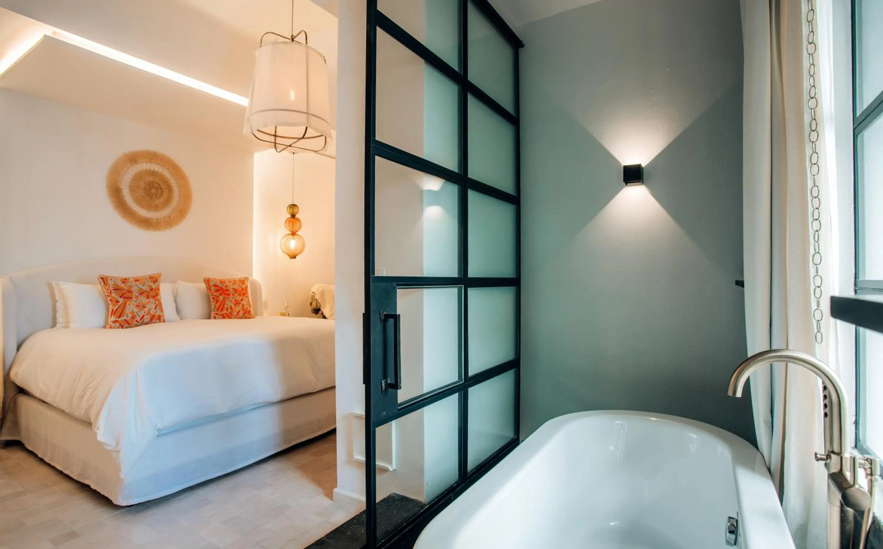 Bathroom, Bed in LOtel-Casa Arca