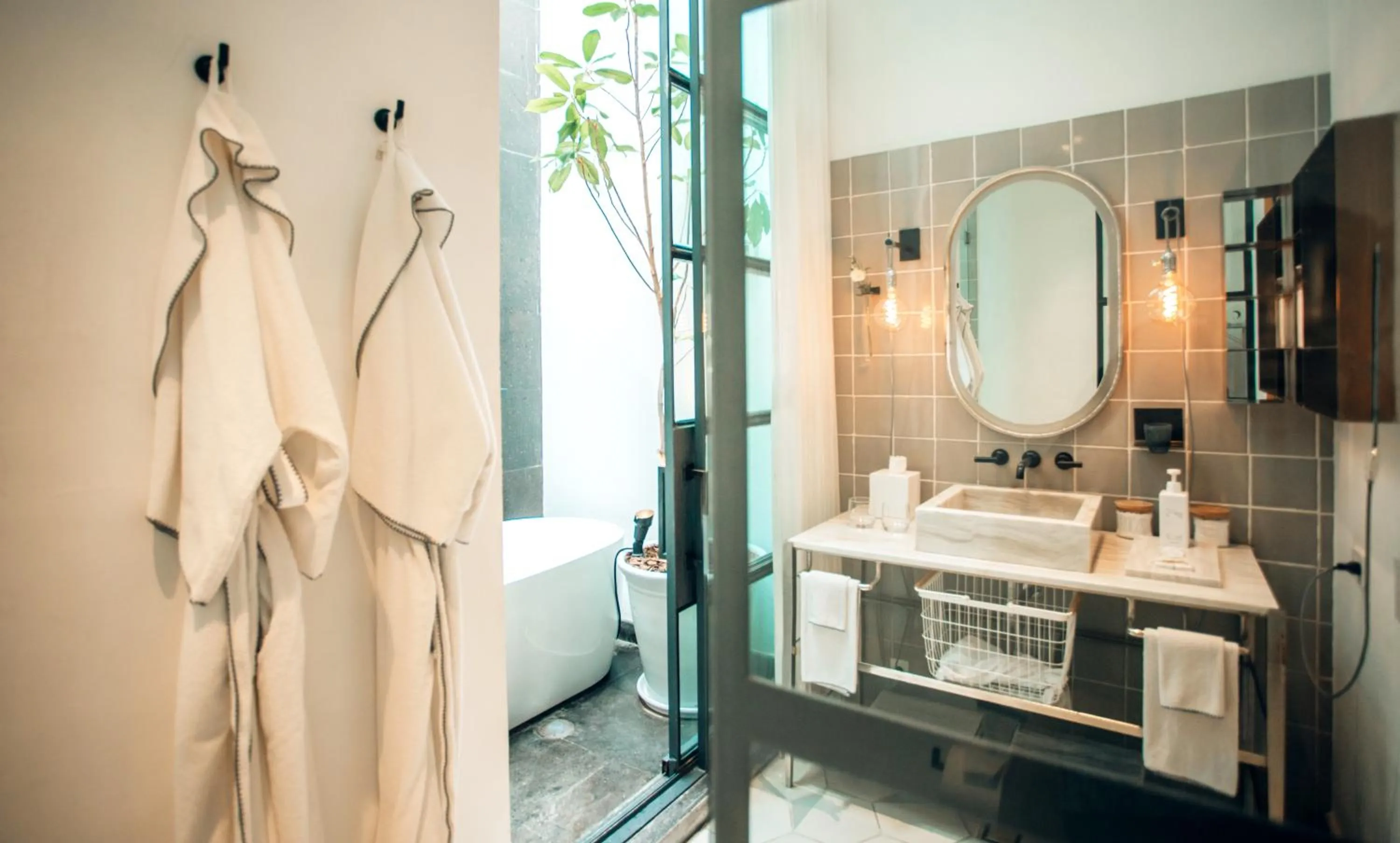 Bathroom in LOtel-Casa Arca