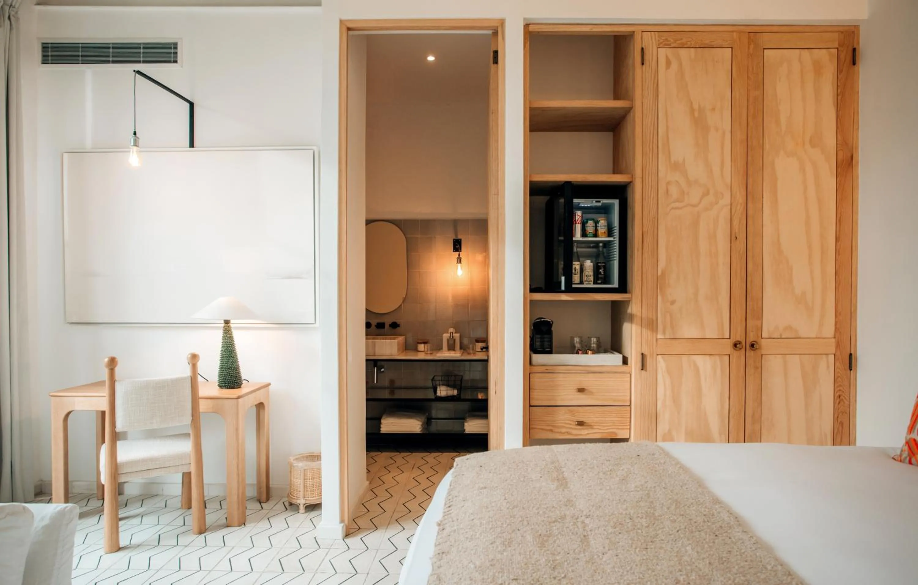 Photo of the whole room, Bed in LOtel-Casa Arca