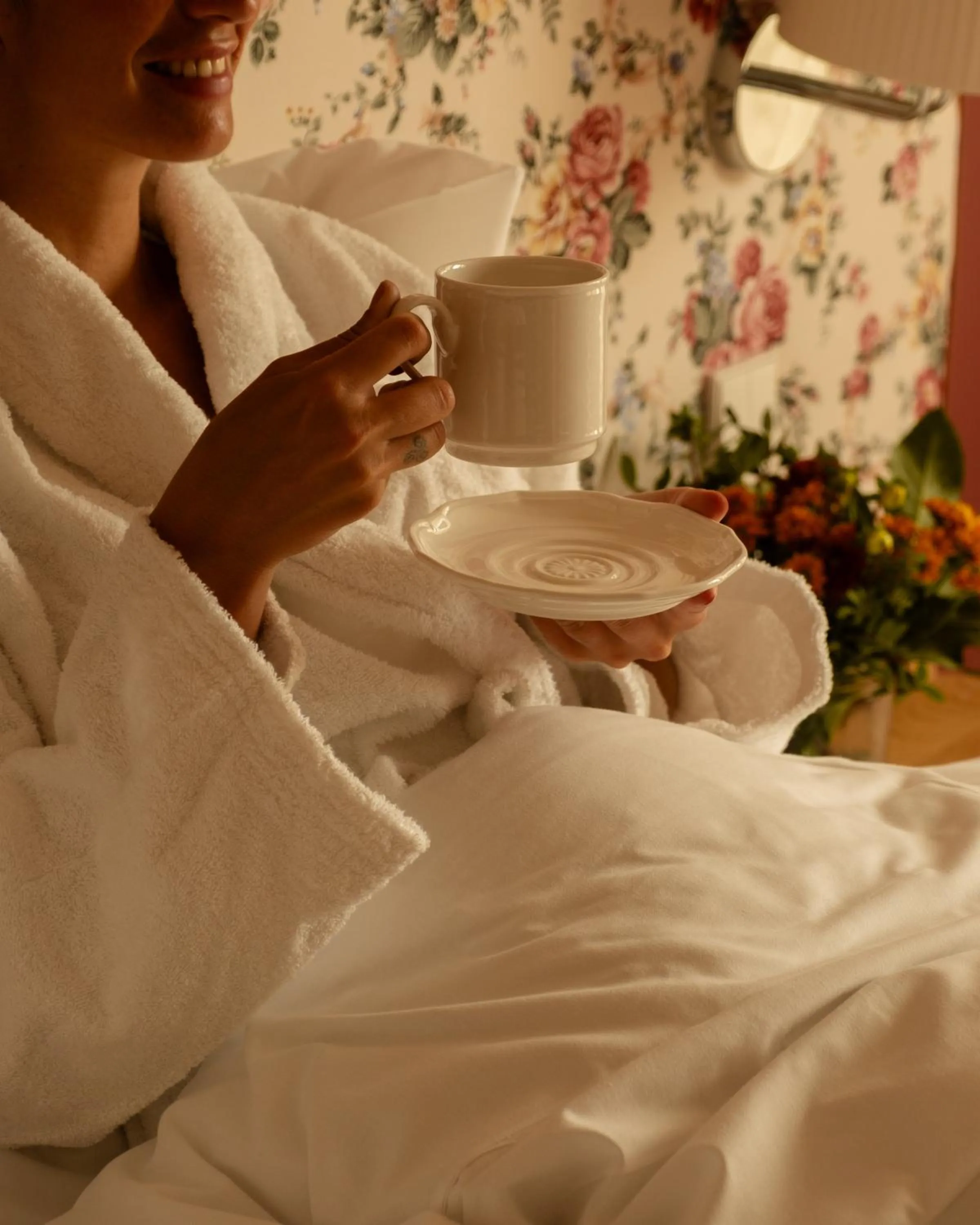 People, Bed in 9Hotel Chelton