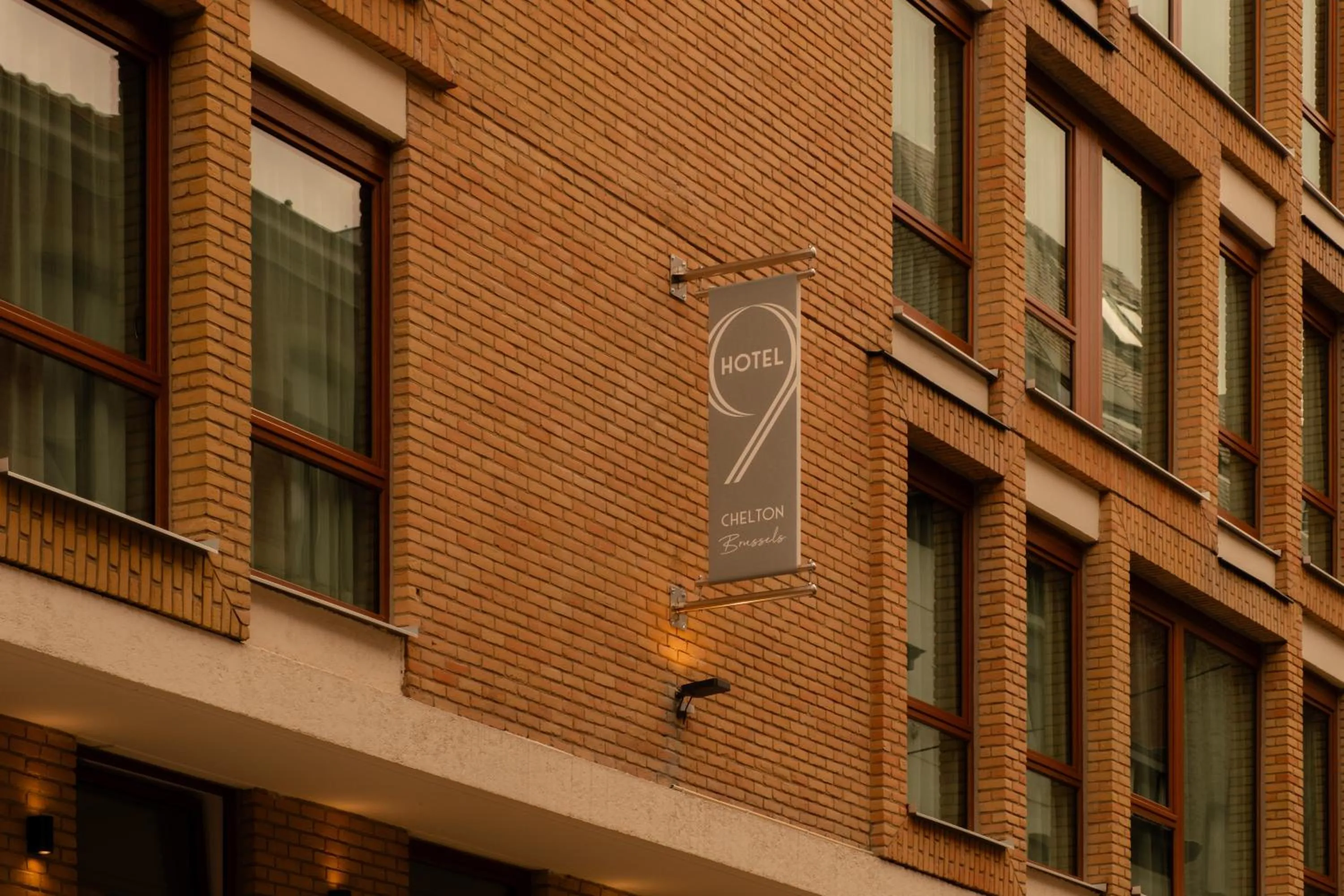 Facade/entrance in 9Hotel Chelton
