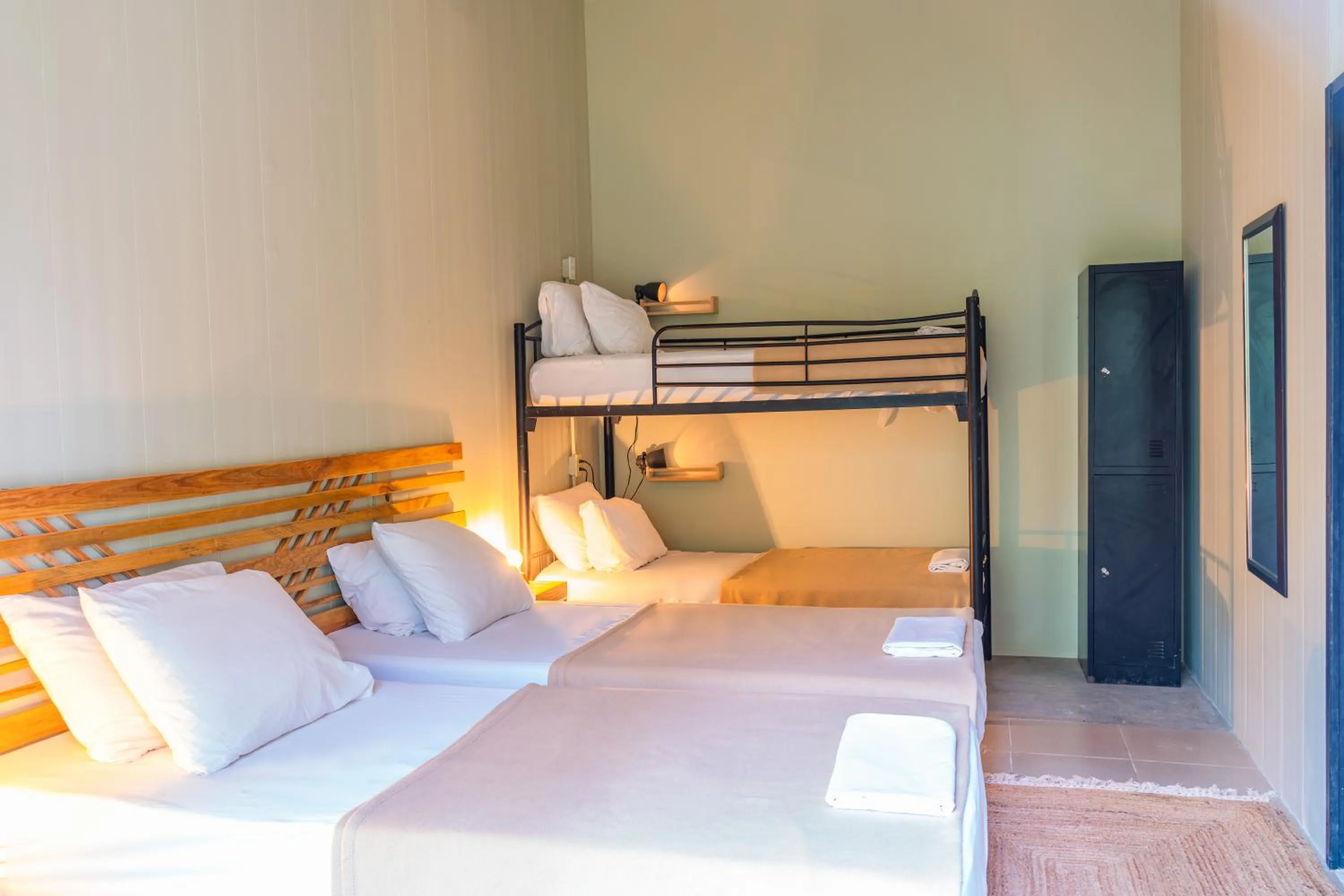 bunk bed, Bed in Selina Red Frog