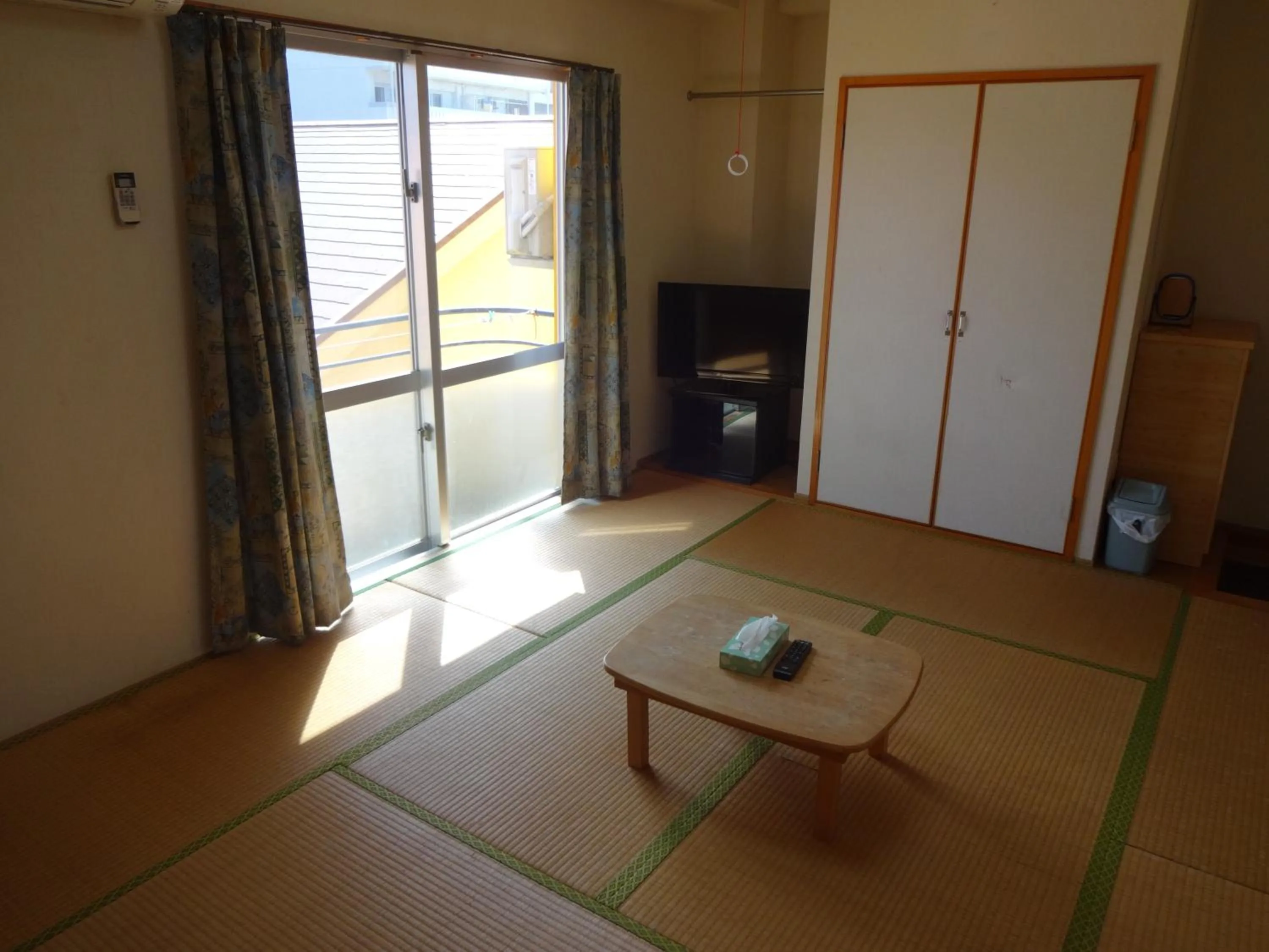 Photo of the whole room in Pension Orange Box