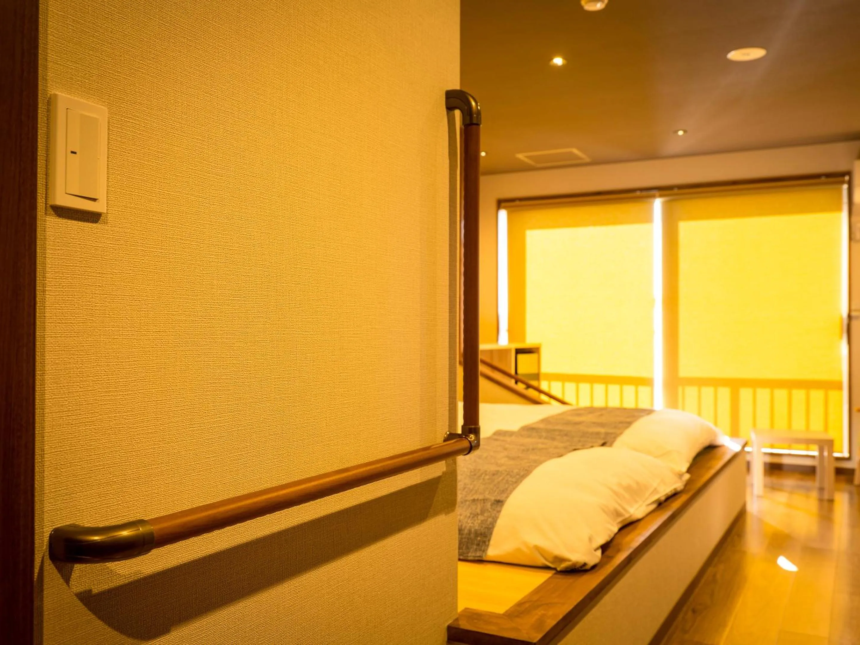 Photo of the whole room, Bed in Iseebisou