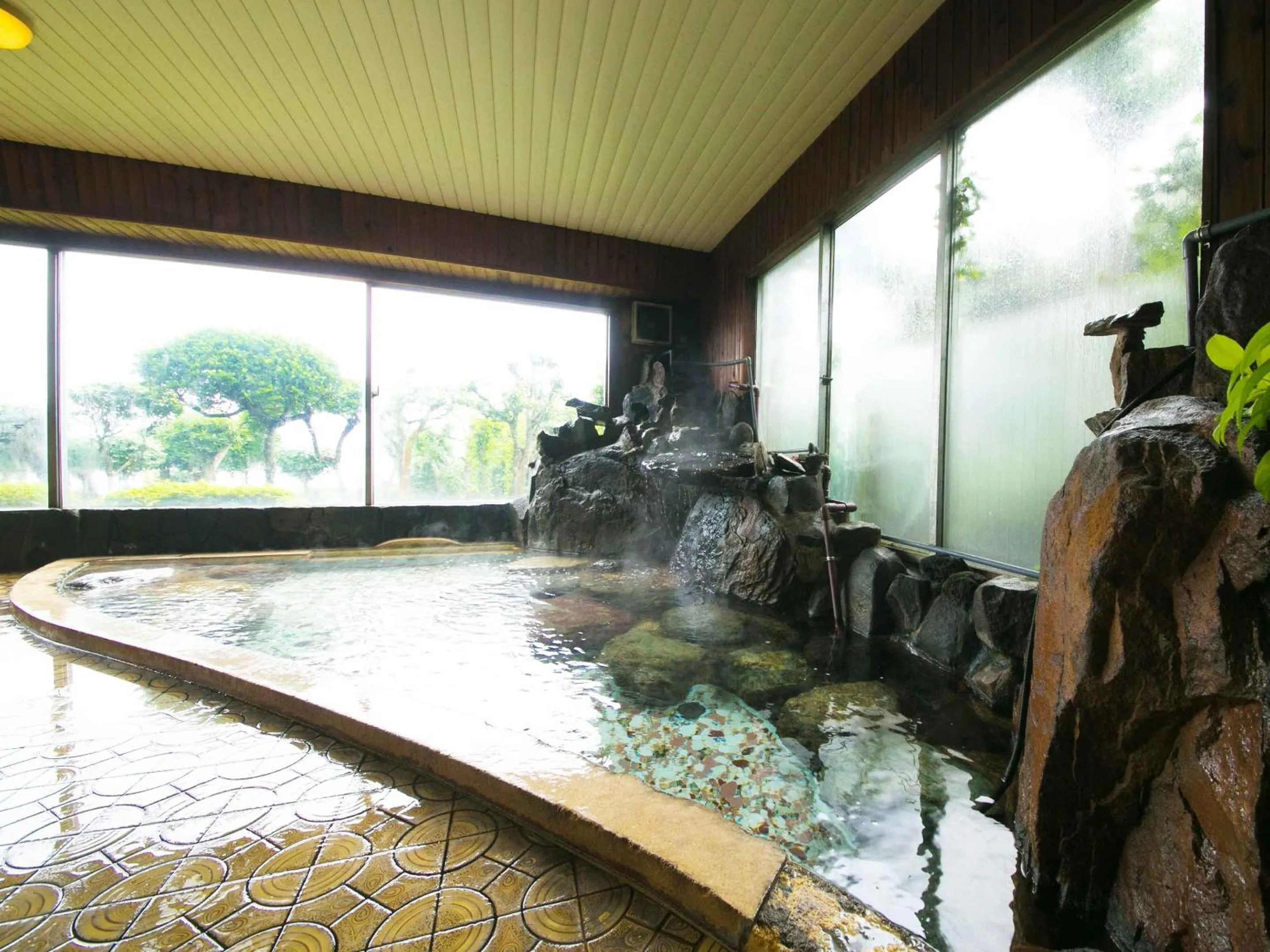 Hot Spring Bath in Iseebisou