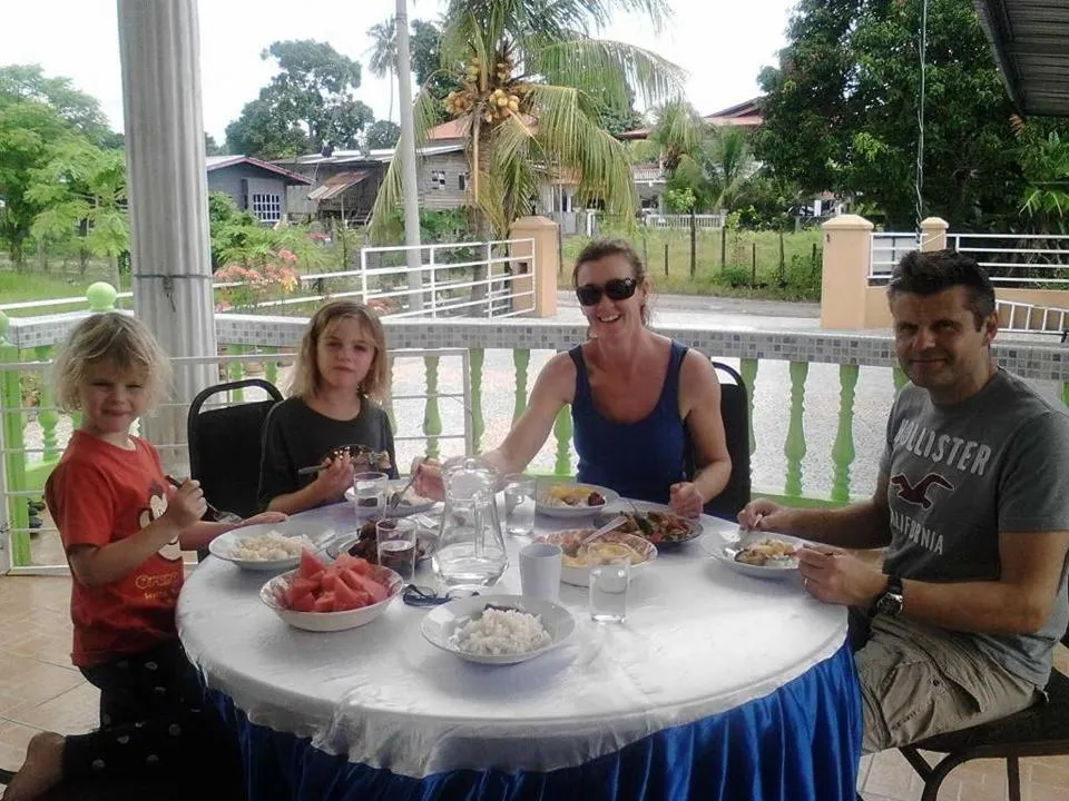 Taun Gusi Village Homestay