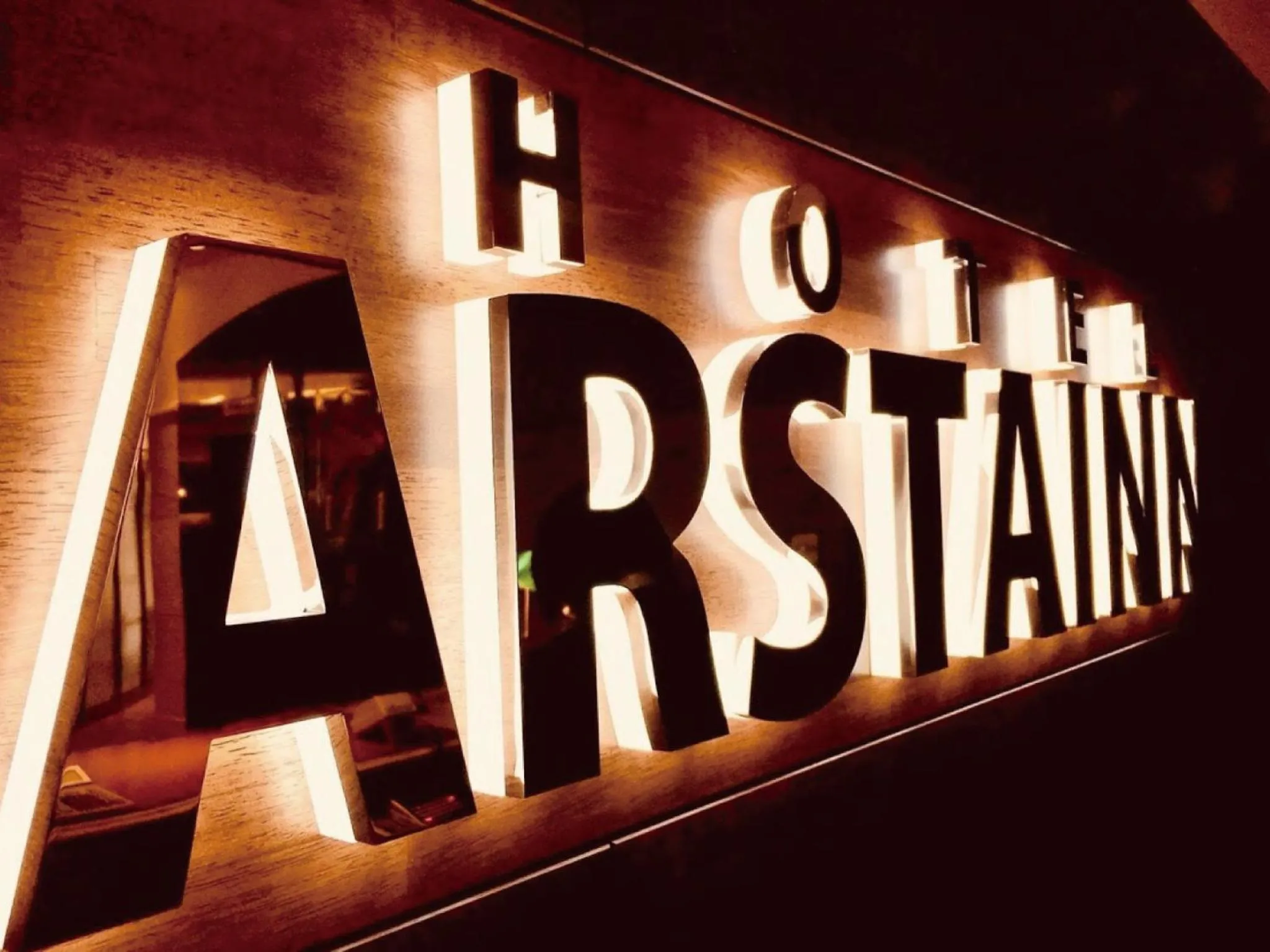 Decorative detail in Hotel Arstainn