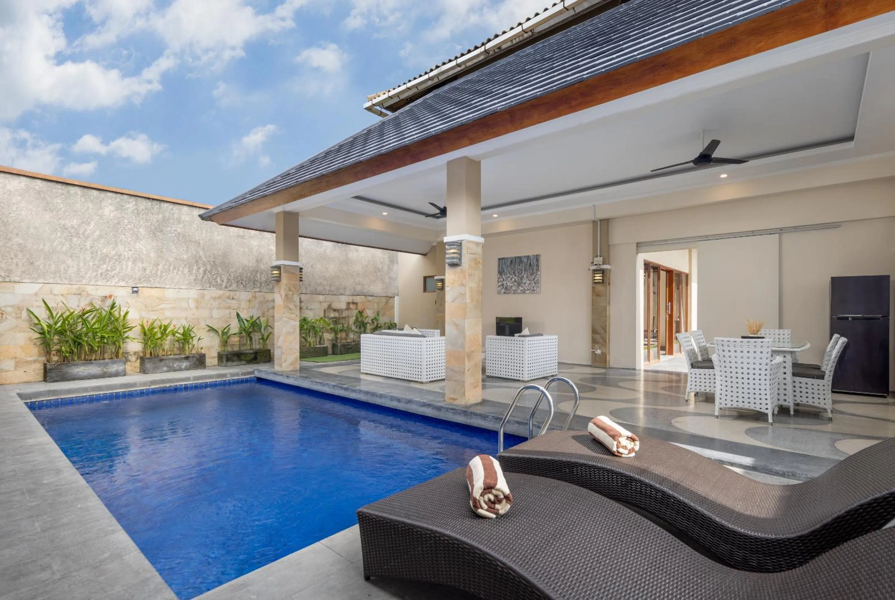 Swimming pool in Villa Destino - Seminyak Bali