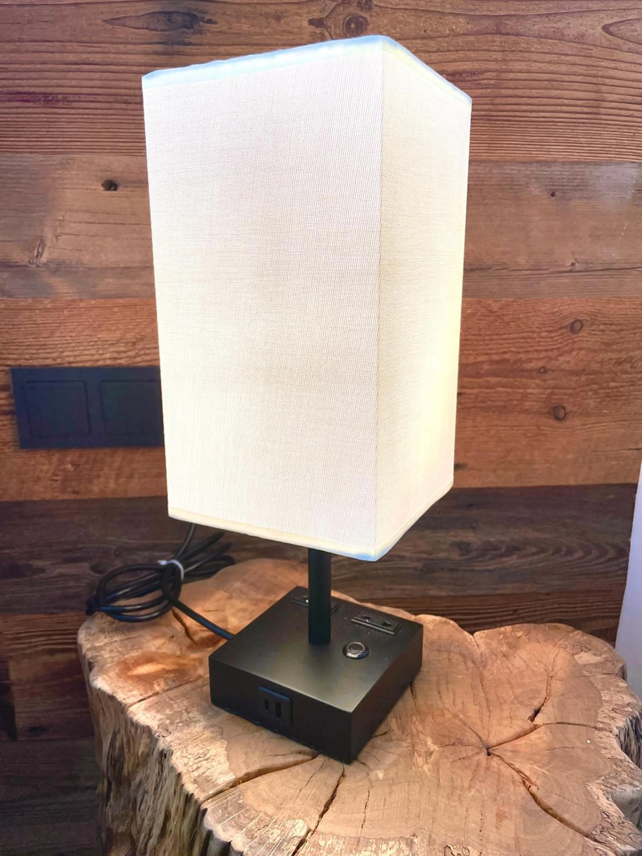 Decorative detail in Hotel Andino