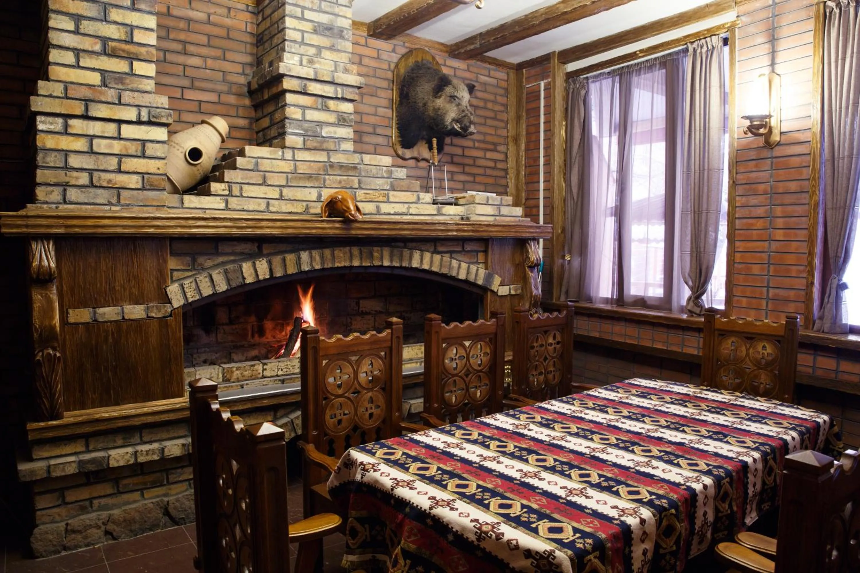 Restaurant/places to eat in Dvin Hotel