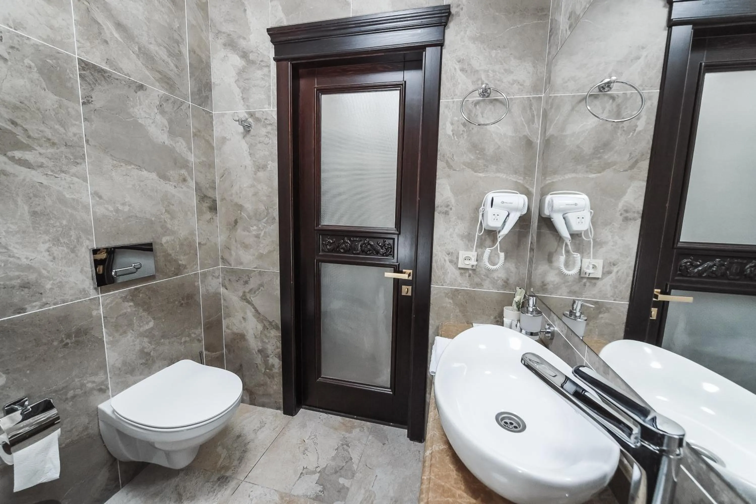 Shower in Dvin Hotel