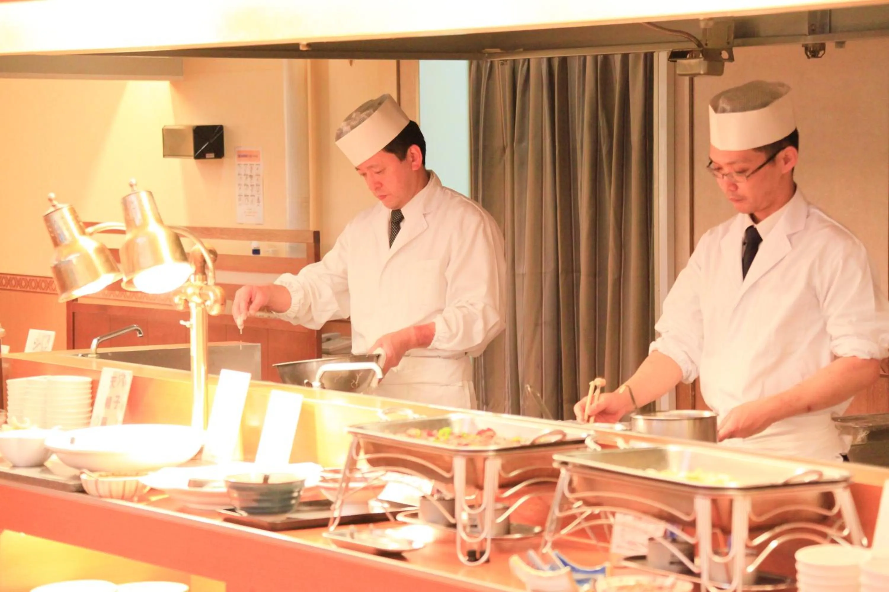 Restaurant/places to eat in Park Hotel Miyabitei