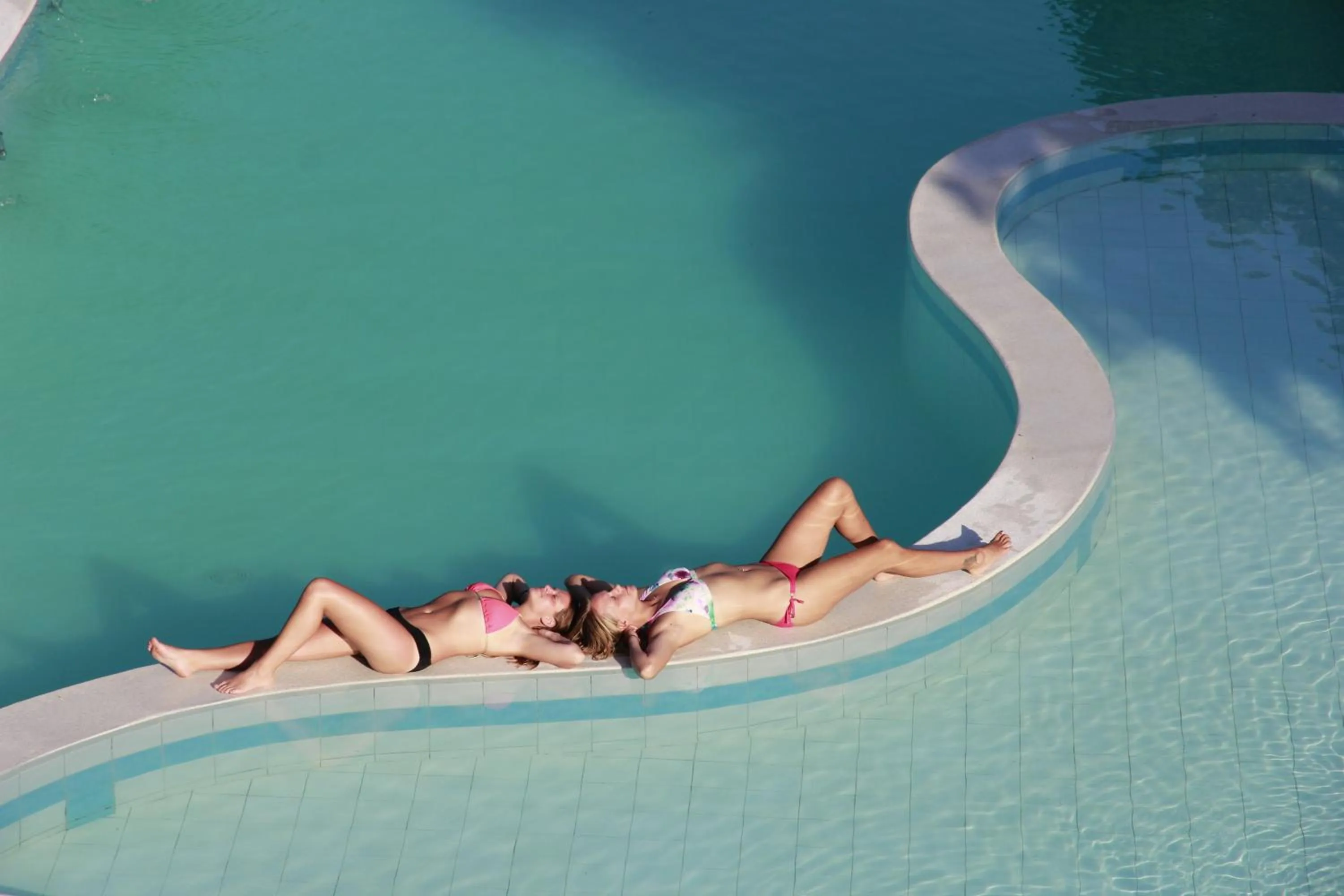 Swimming pool in Coron Soleil Express Hotel
