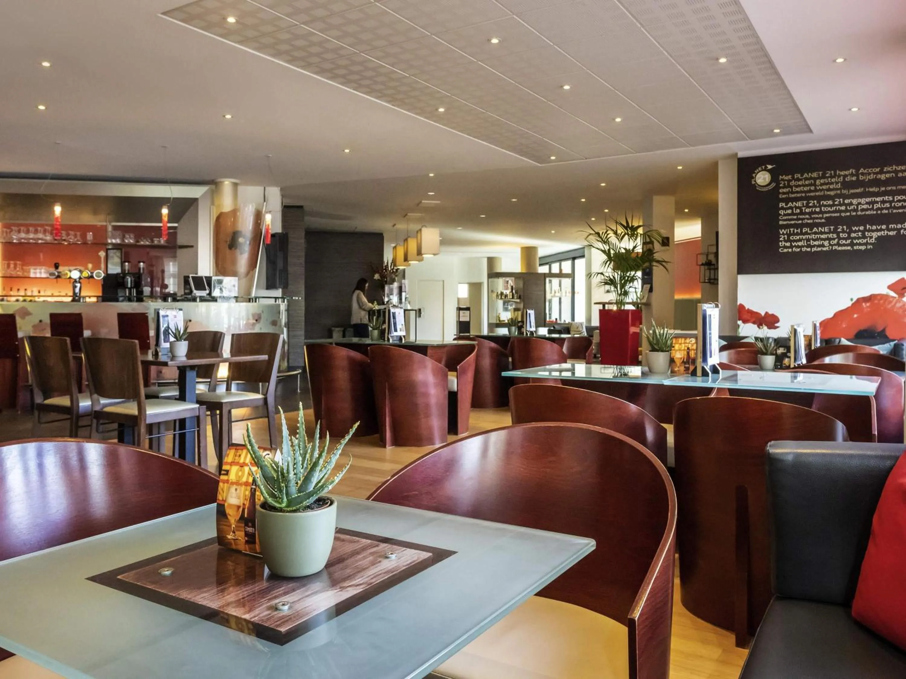 Lounge or bar in ibis Antwerpen Centrum