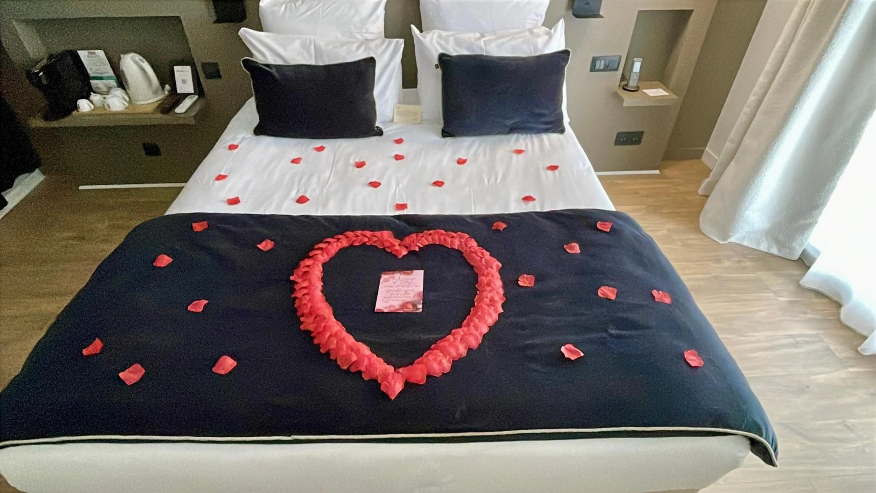 Decorative detail, Bed in Le Prose Hôtel