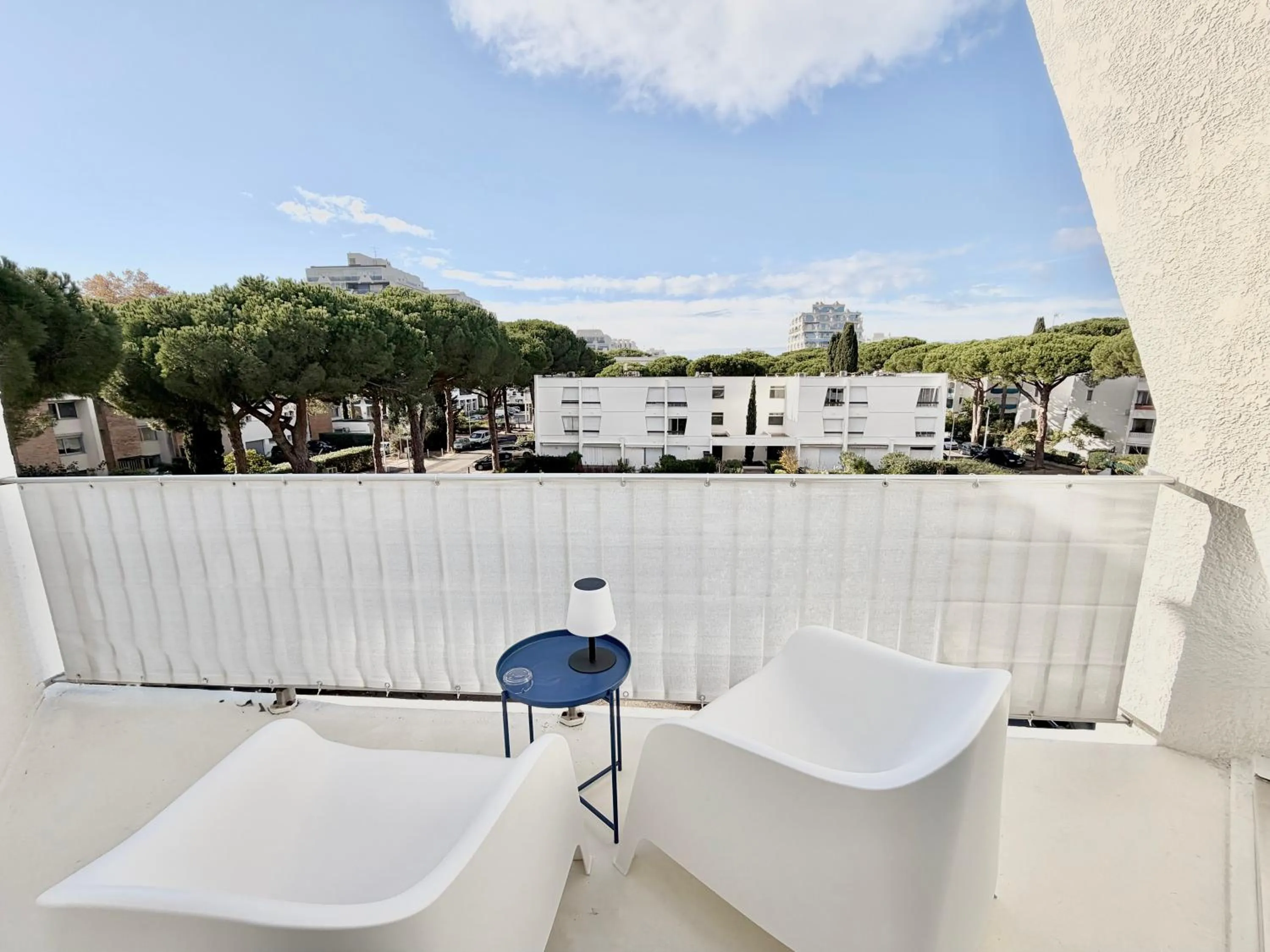 Balcony/Terrace in Le Prose Hôtel