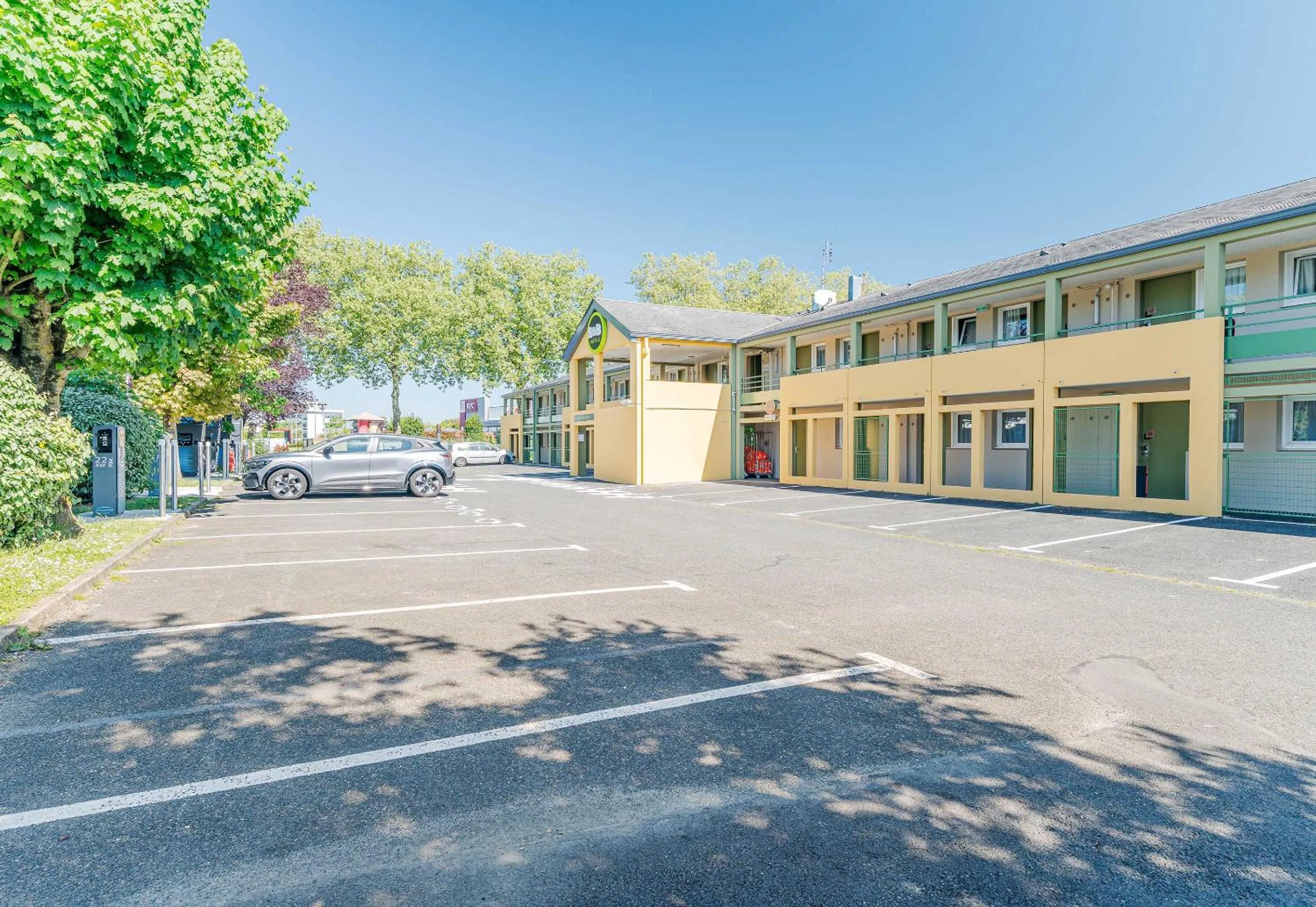 Property building in B&B HOTEL Tours Nord 1 Val de Loire