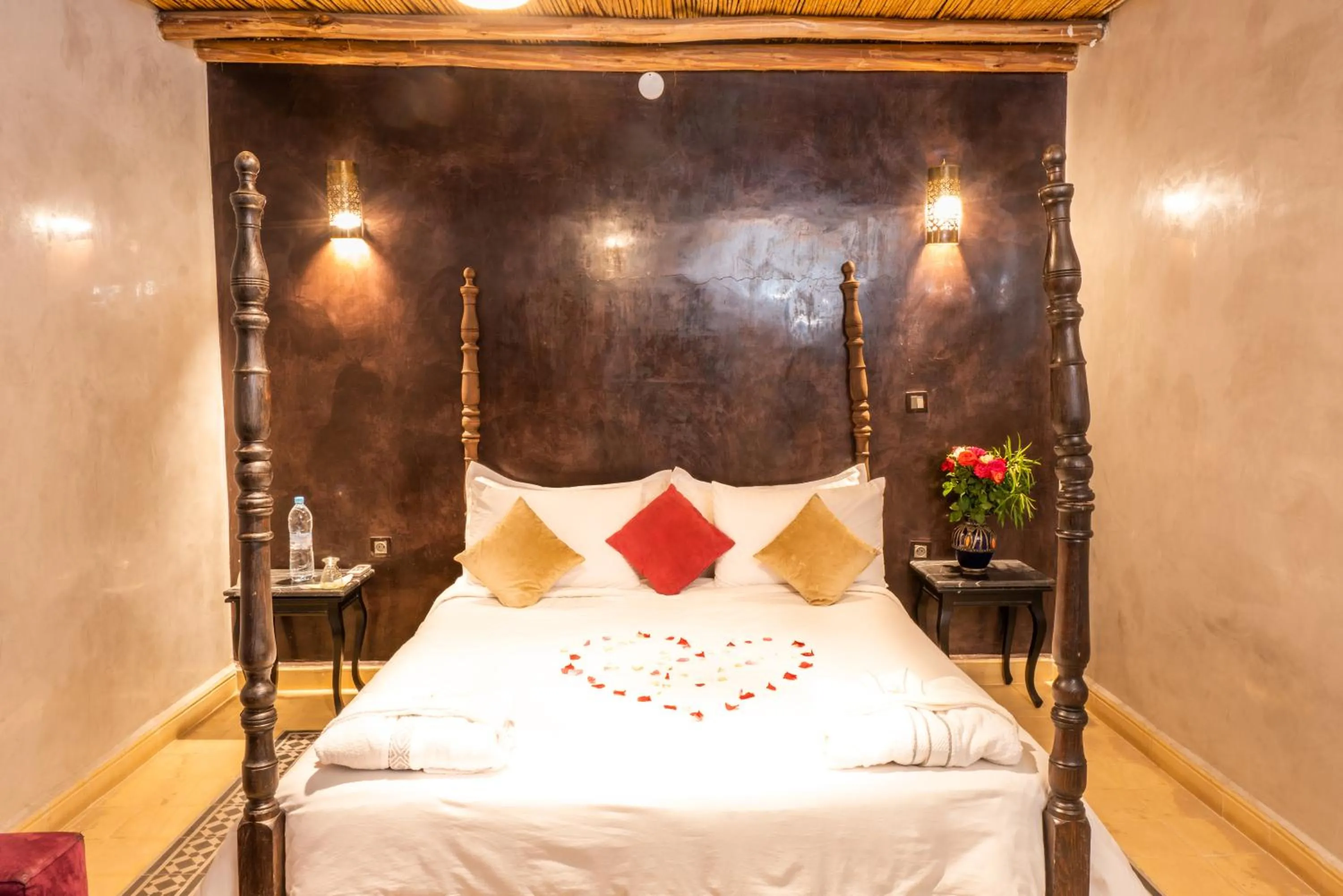 Bed in Riad Abjaou