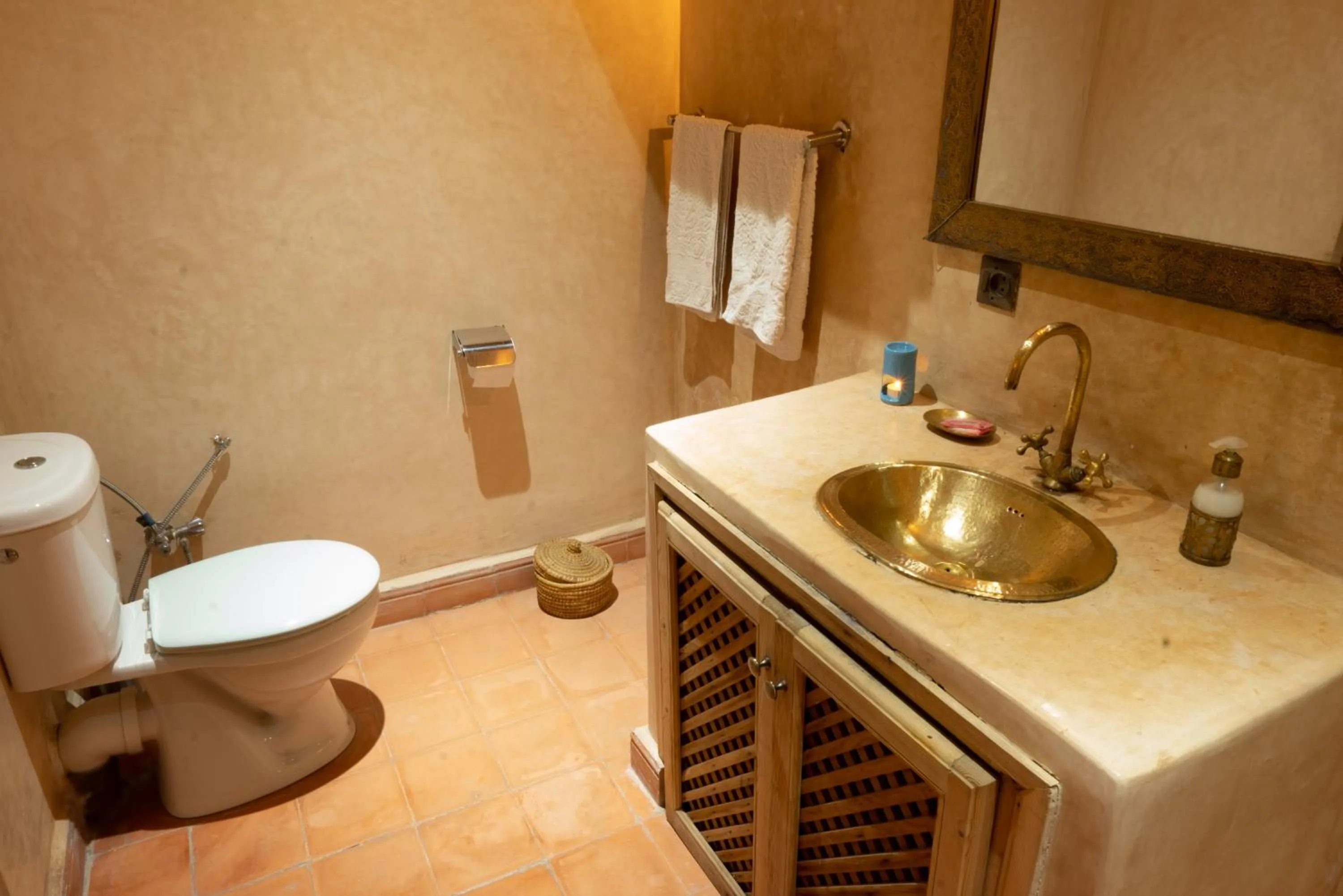 Riad Abjaou