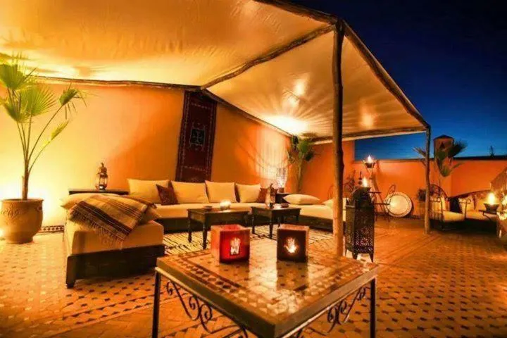 Patio in Riad Abjaou