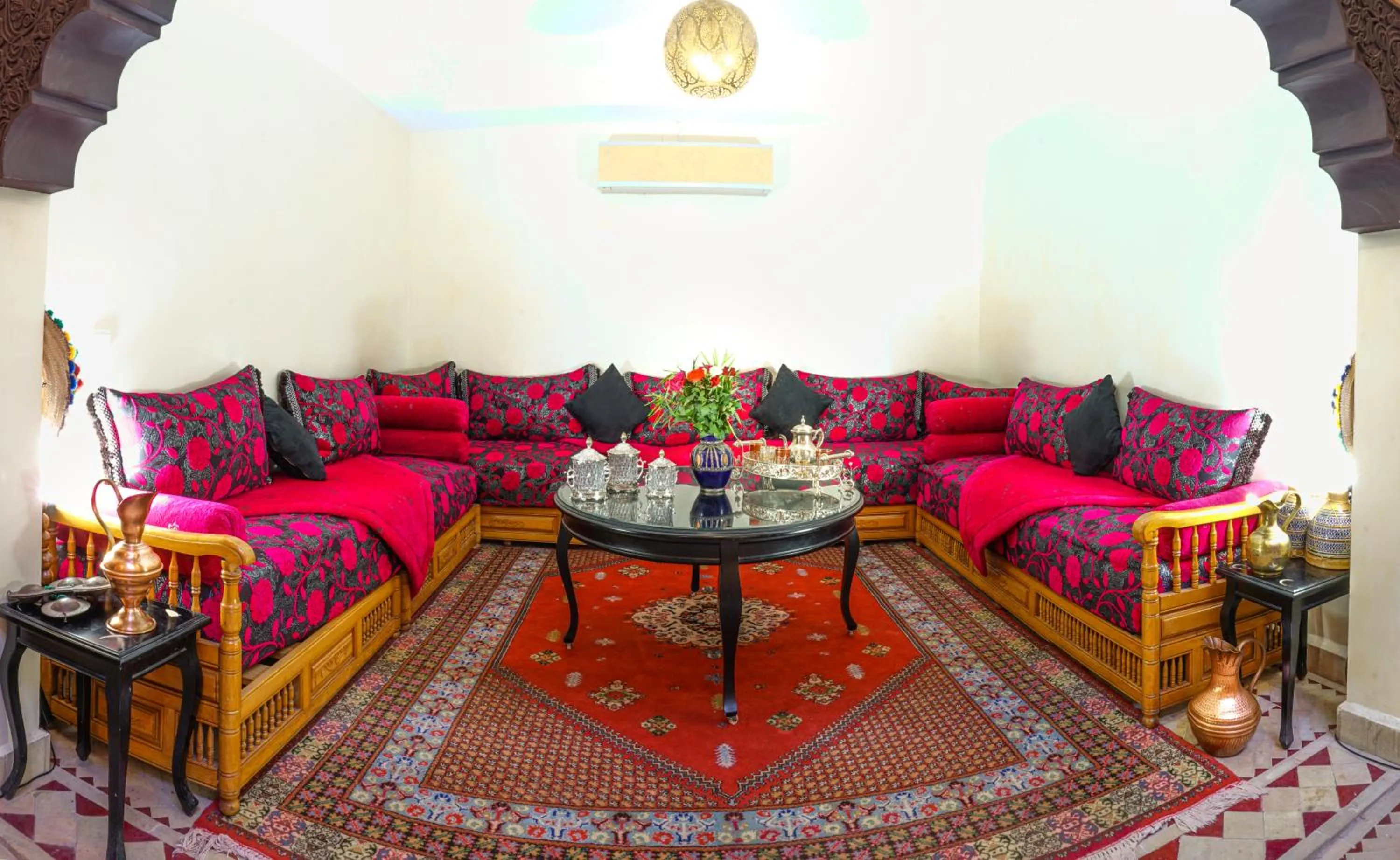 Riad Abjaou