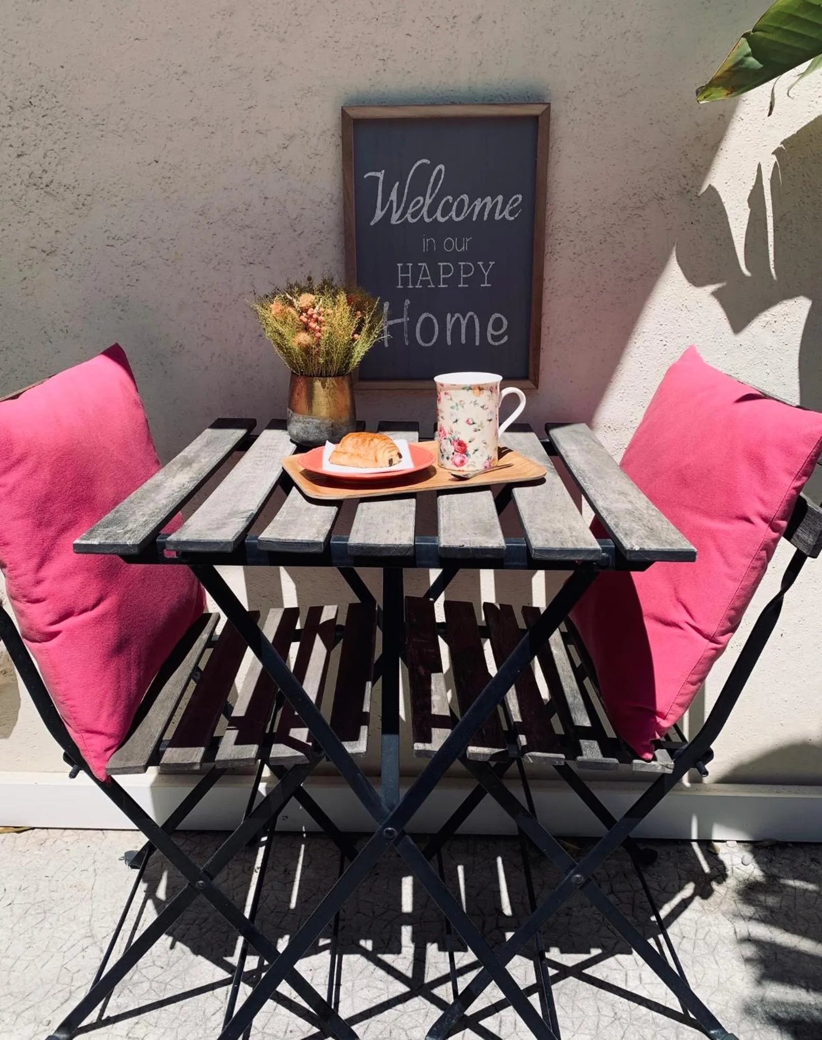 Garden in Hôtel Le Petit Castel