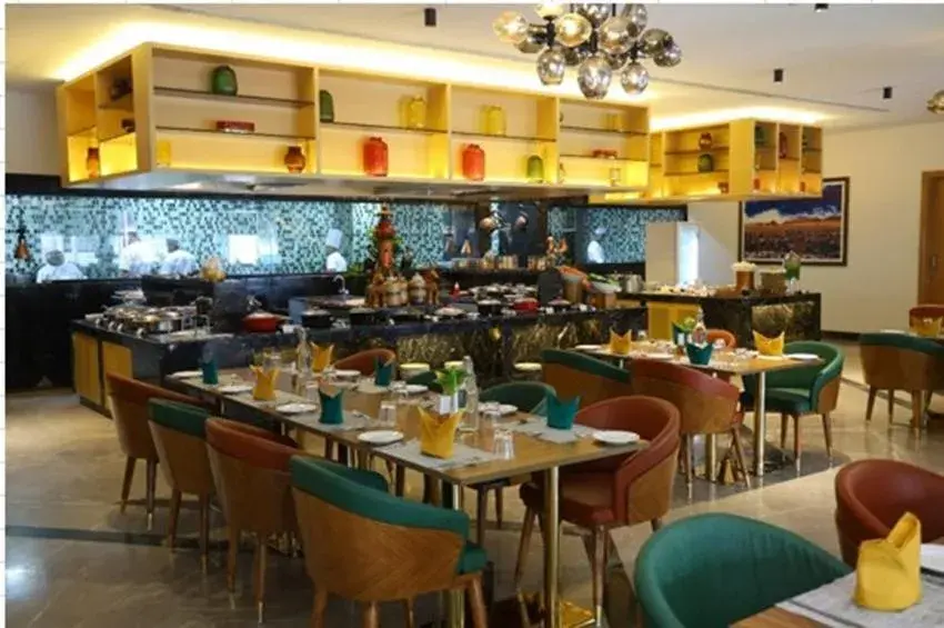 Restaurant/places to eat in SRM Hotel Maraimalai Nagar Chennai Restaurant/places to eat in SRM Hotel Maraimalai Nagar Chennai