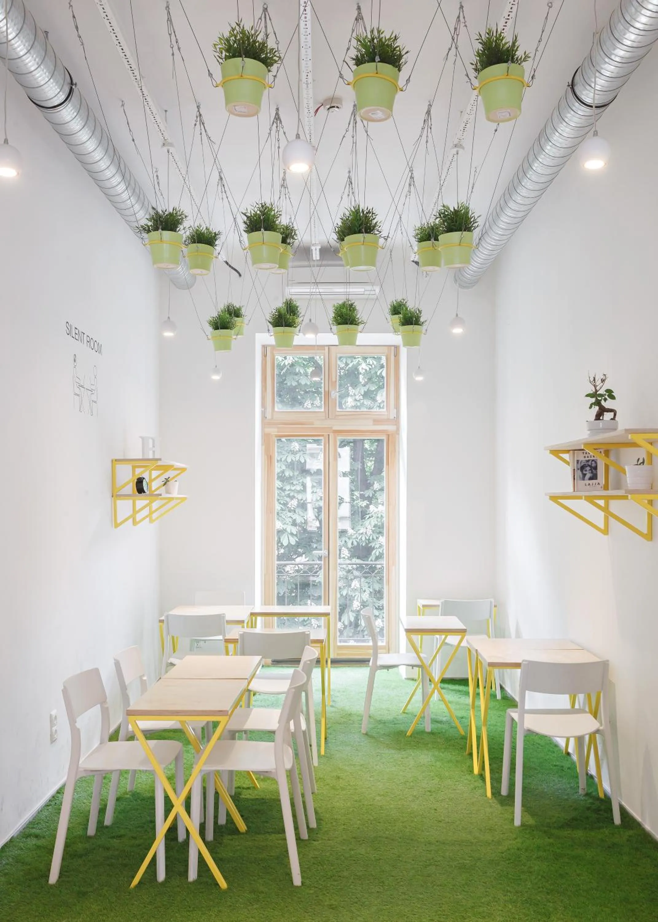 Coffee/tea facilities in Flow Spaces