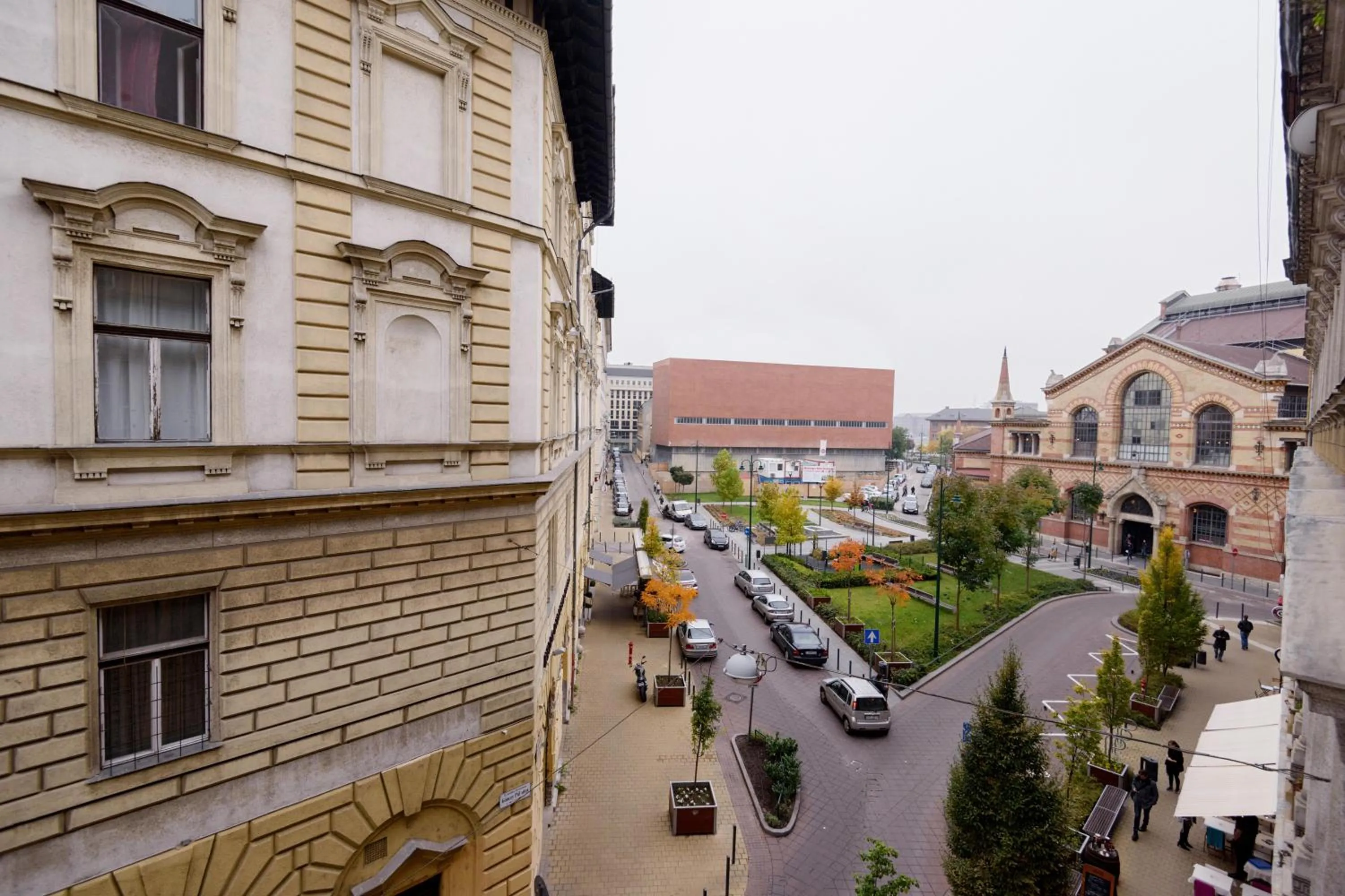 Property building in Flow Spaces