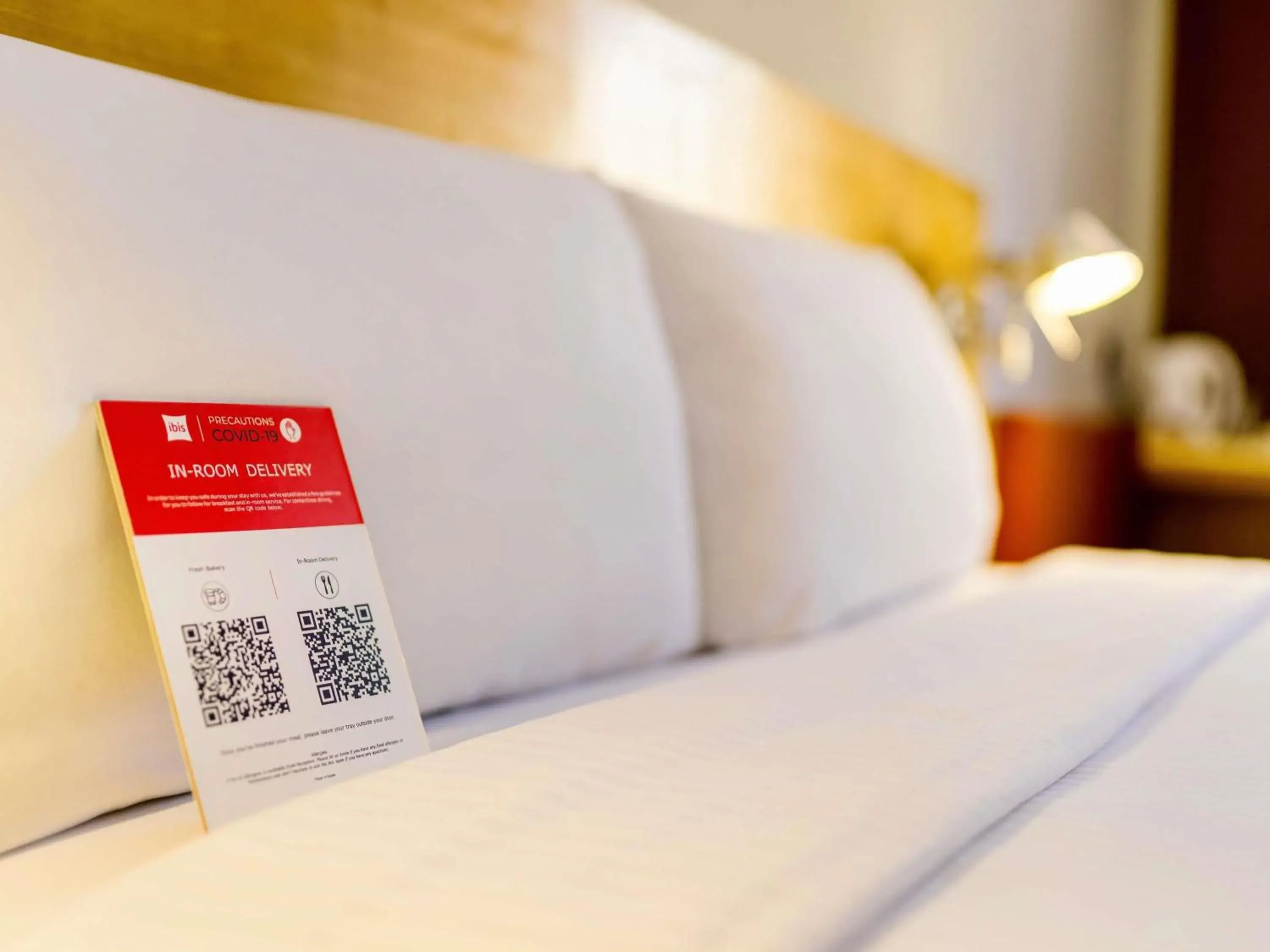 Property building, Bed in ibis Hotel Brussels Expo Atomium Property building, Bed in ibis Hotel Brussels Expo Atomium