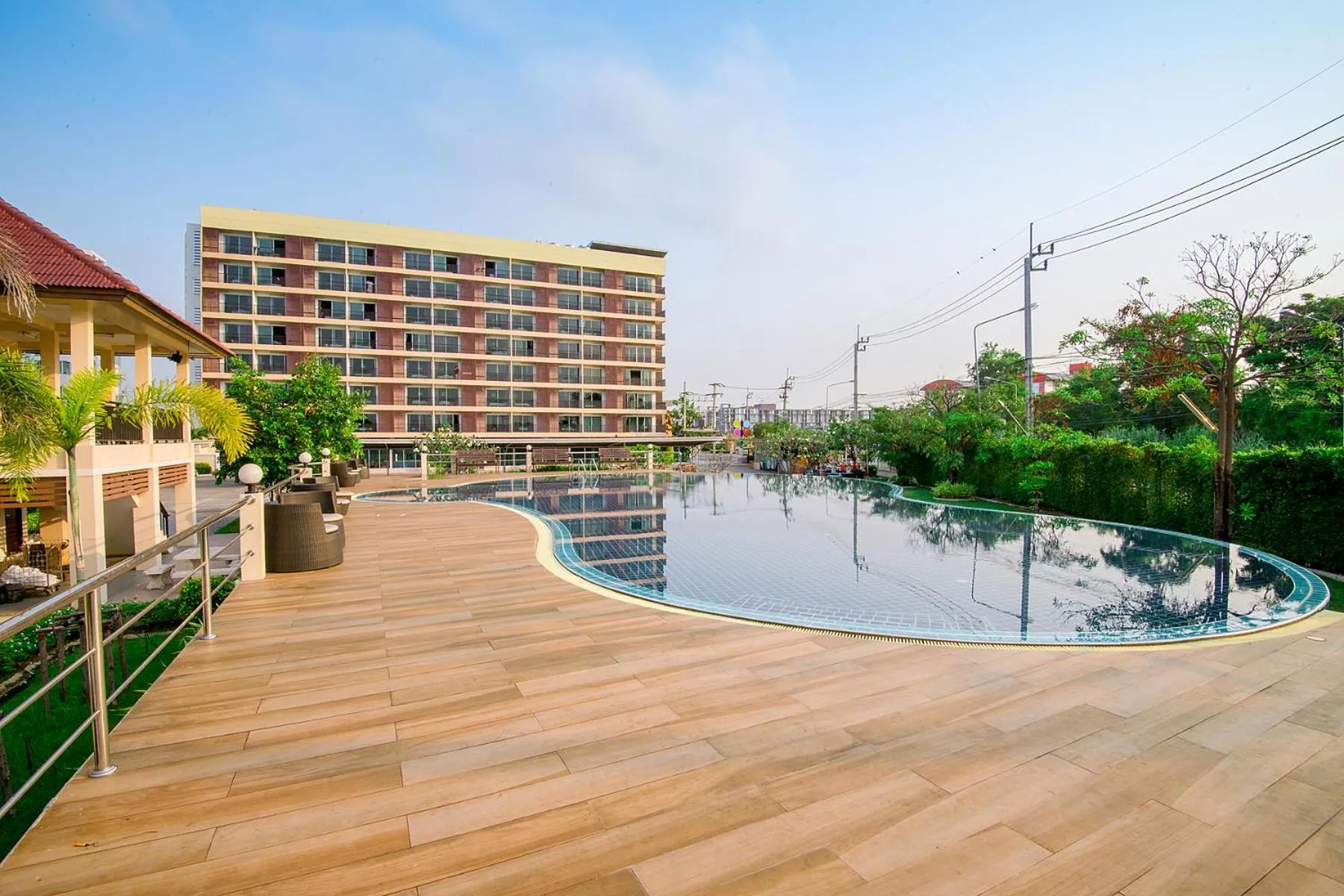 Swimming pool in The Cotai Luxury Design Hotel